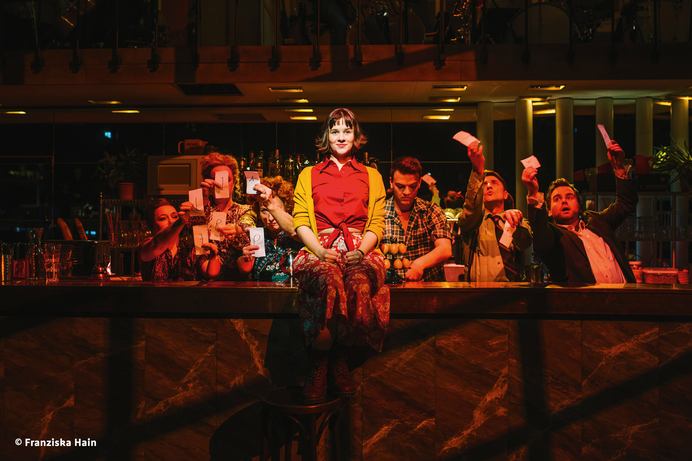 Szene im Musical Die fabelhafte Welt der Amélie - H-Hotels.com Szene im Musical Die fabelhafte Welt der Amélie - H-Hotels.com