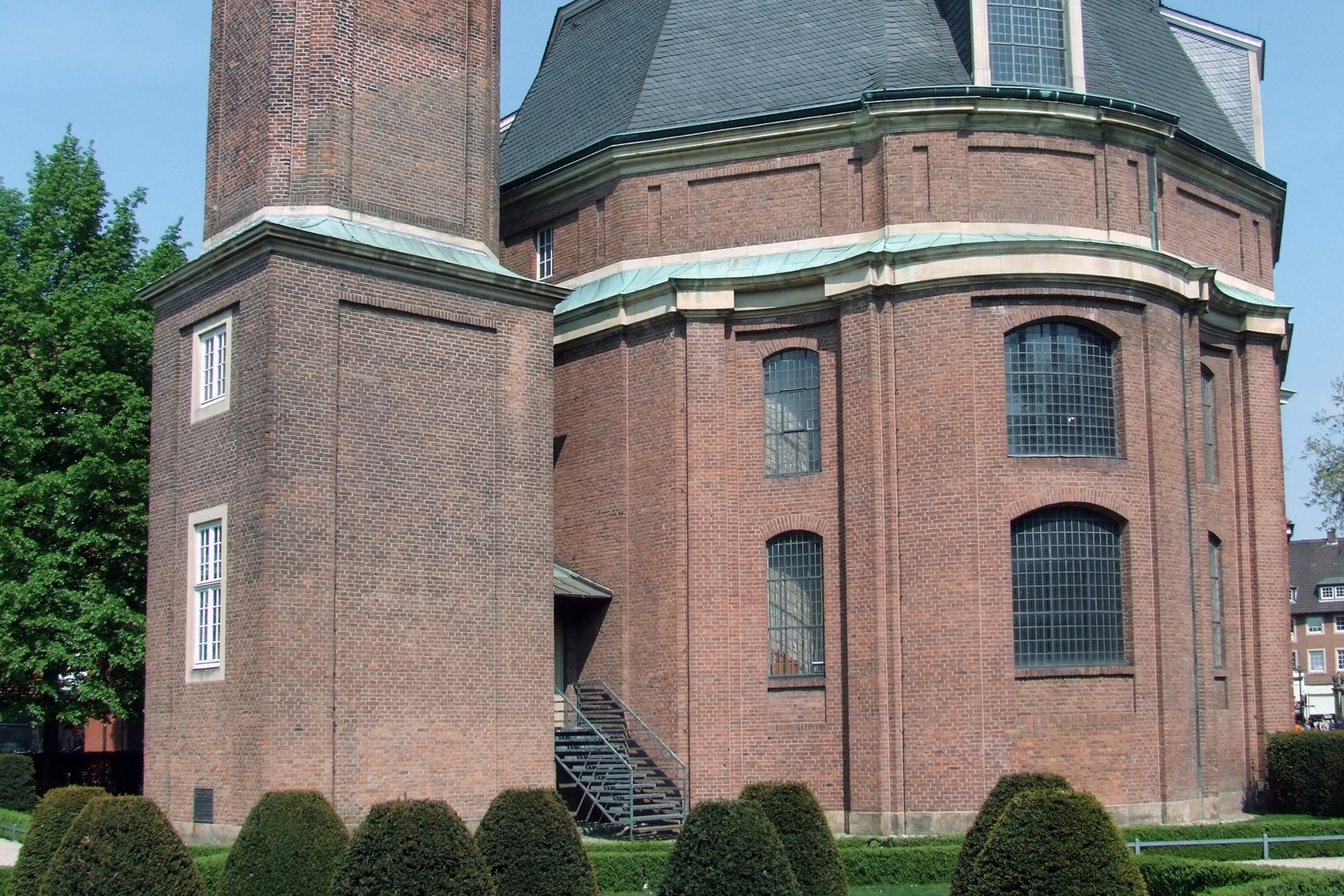 Clemenskirche | H-Hotels.com Clemenskirche | H-Hotels.com