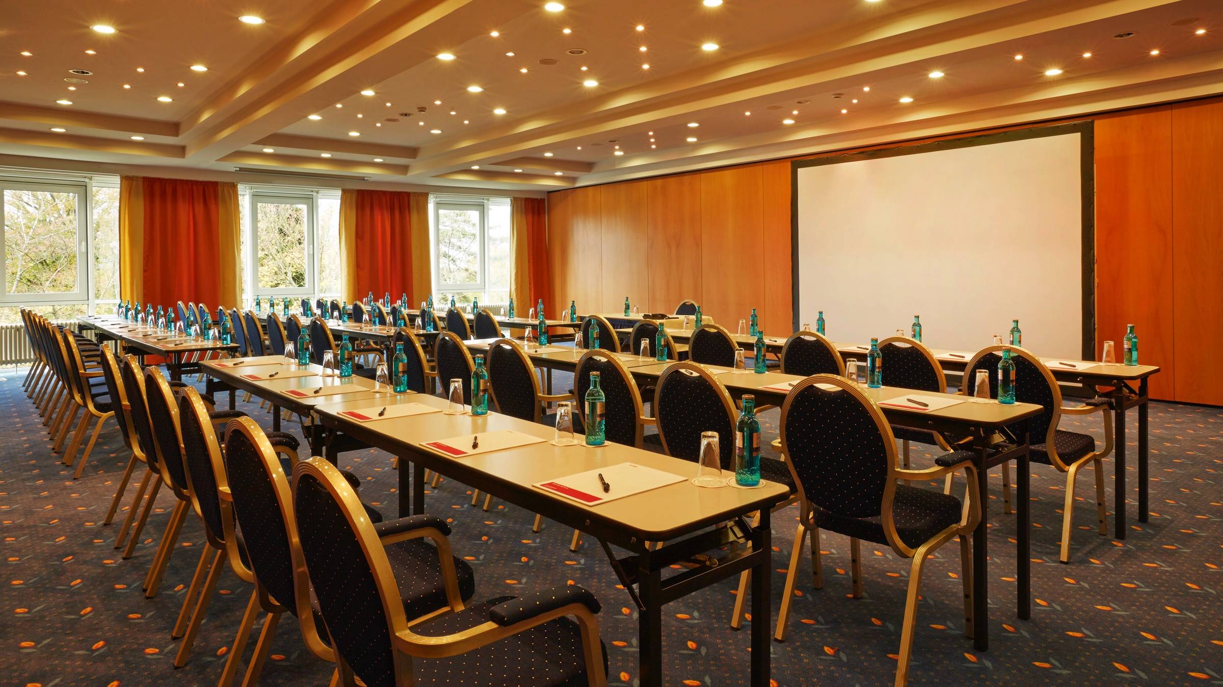 Meeting room at the H+ Hotel & SPA Friedrichroda - Official website Meeting room at the H+ Hotel & SPA Friedrichroda - Official website