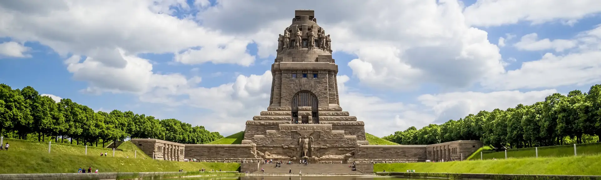 Völkerschlachtdenkmal in Leipzig - H+ Hotel Leipzig-Halle - Offizielle Webseite