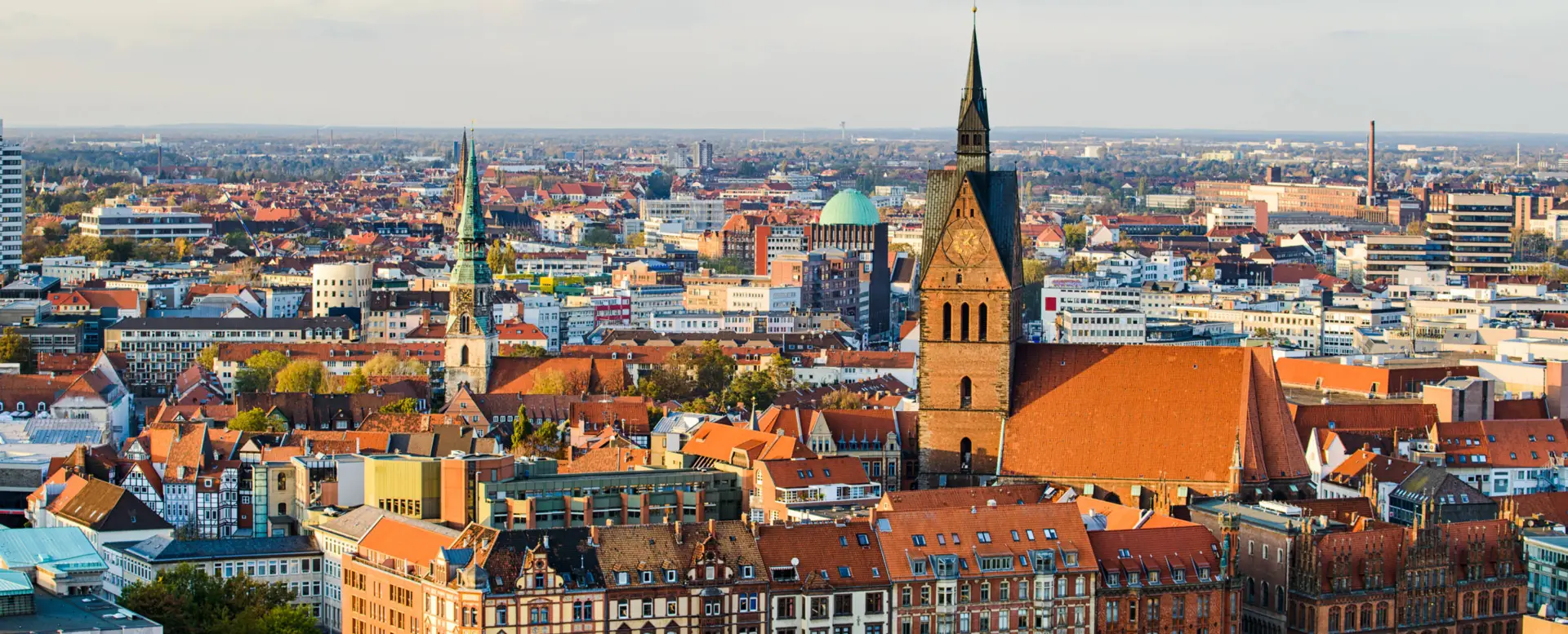 Blick über Hannover - H4 Hotel Hannover Messe - Offizielle Webseite