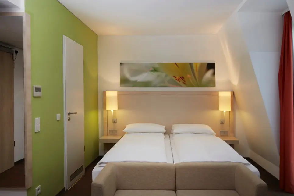 Habitación doble Superior - H+ Hotel München