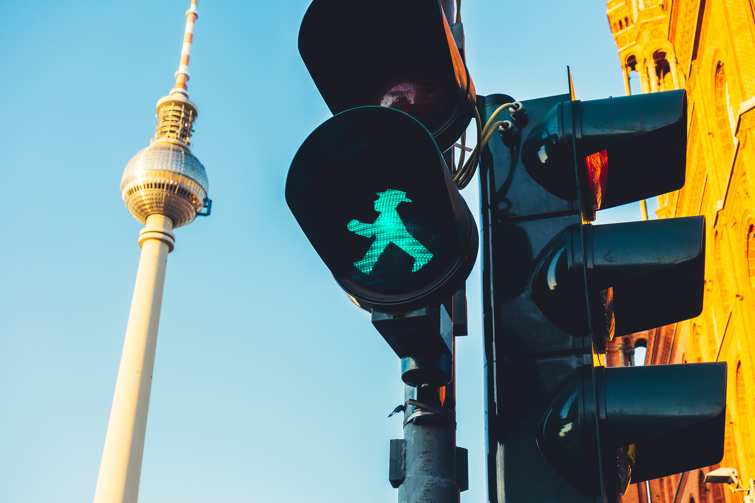 Ostdeutsches Ampelzeichen in Berlin | H-Hotels.com Ostdeutsches Ampelzeichen in Berlin | H-Hotels.com