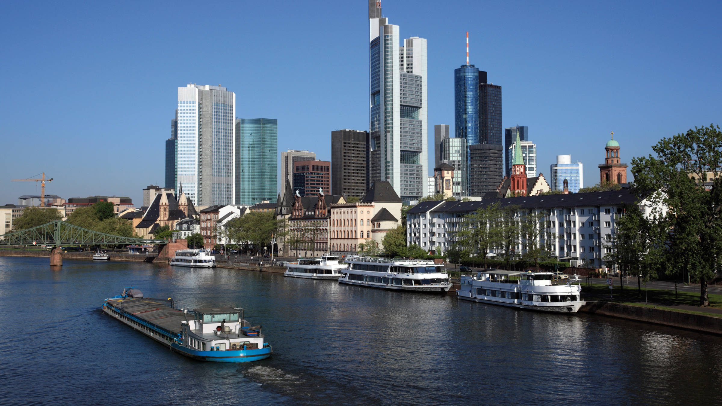Mainhattan in de buurt van het H4 Hotel Frankfurt Messe - Officiële website Mainhattan in de buurt van het H4 Hotel Frankfurt Messe - Officiële website