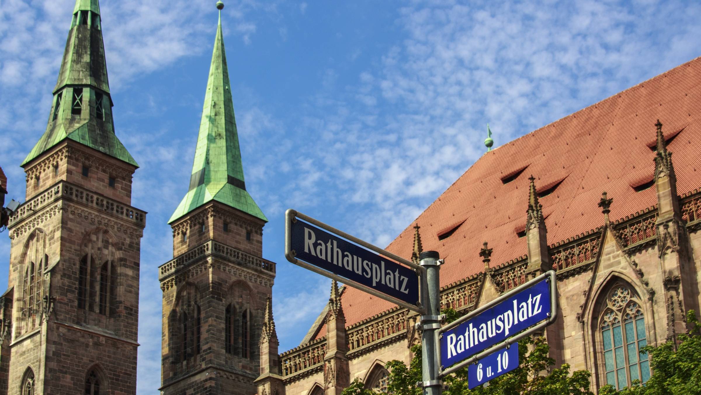 Sebalduskirche - H+ Hotel Nürnberg - sito web ufficiale Sebalduskirche - H+ Hotel Nürnberg - sito web ufficiale