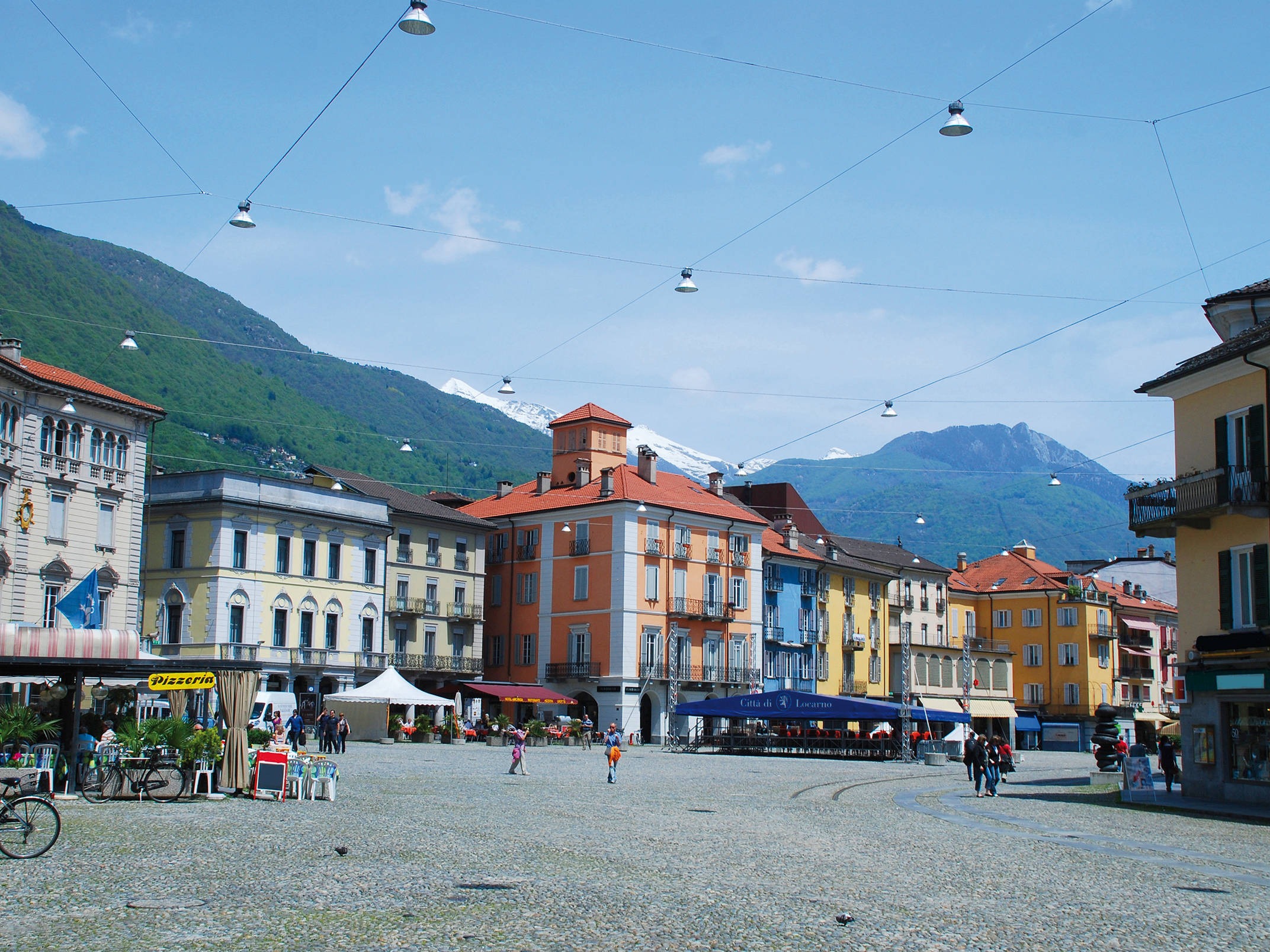 Piazza Grande - H4 Hotel Arcadia Locarno - Officiële website Piazza Grande - H4 Hotel Arcadia Locarno - Officiële website