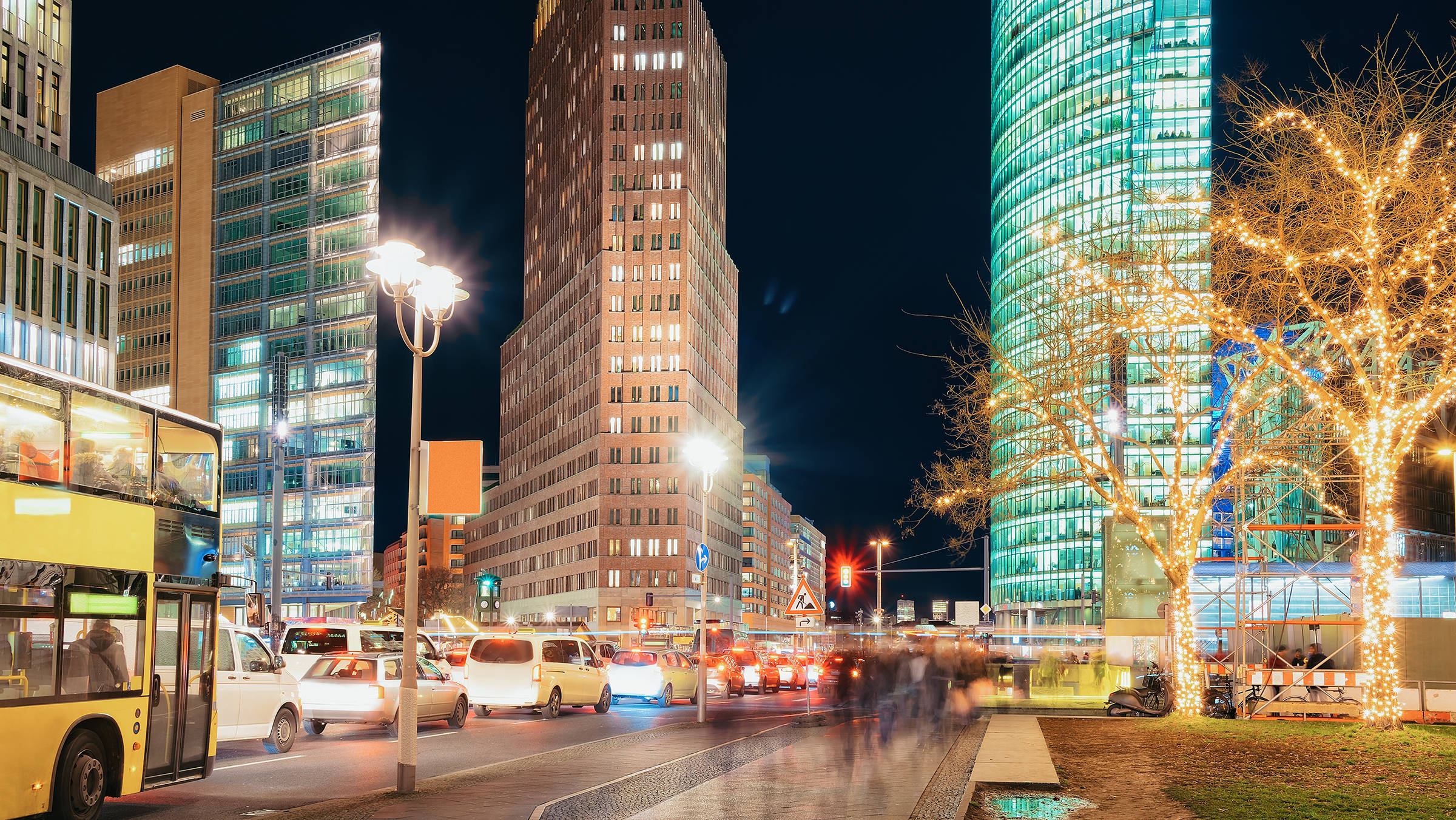 Parkplätze in der Nähe vom Friedrichstadt-Palast | H-Hotels.com Parkplätze in der Nähe vom Friedrichstadt-Palast | H-Hotels.com