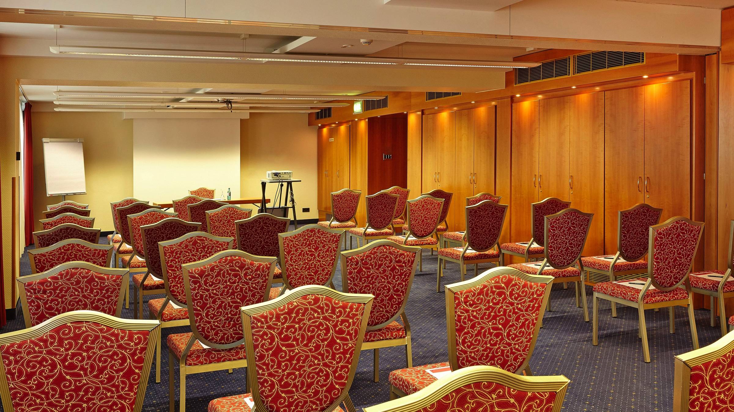 Individuell ausgestattete Tagungsräume im Hyperion Hotel Berlin - Offizielle Webseite Individuell ausgestattete Tagungsräume im Hyperion Hotel Berlin - Offizielle Webseite