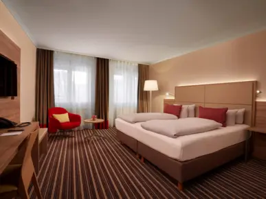 Herzlich Willkommen im HYPERION Hotel Berlin - Offizielle Webseite Herzlich Willkommen im HYPERION Hotel Berlin - Offizielle Webseite