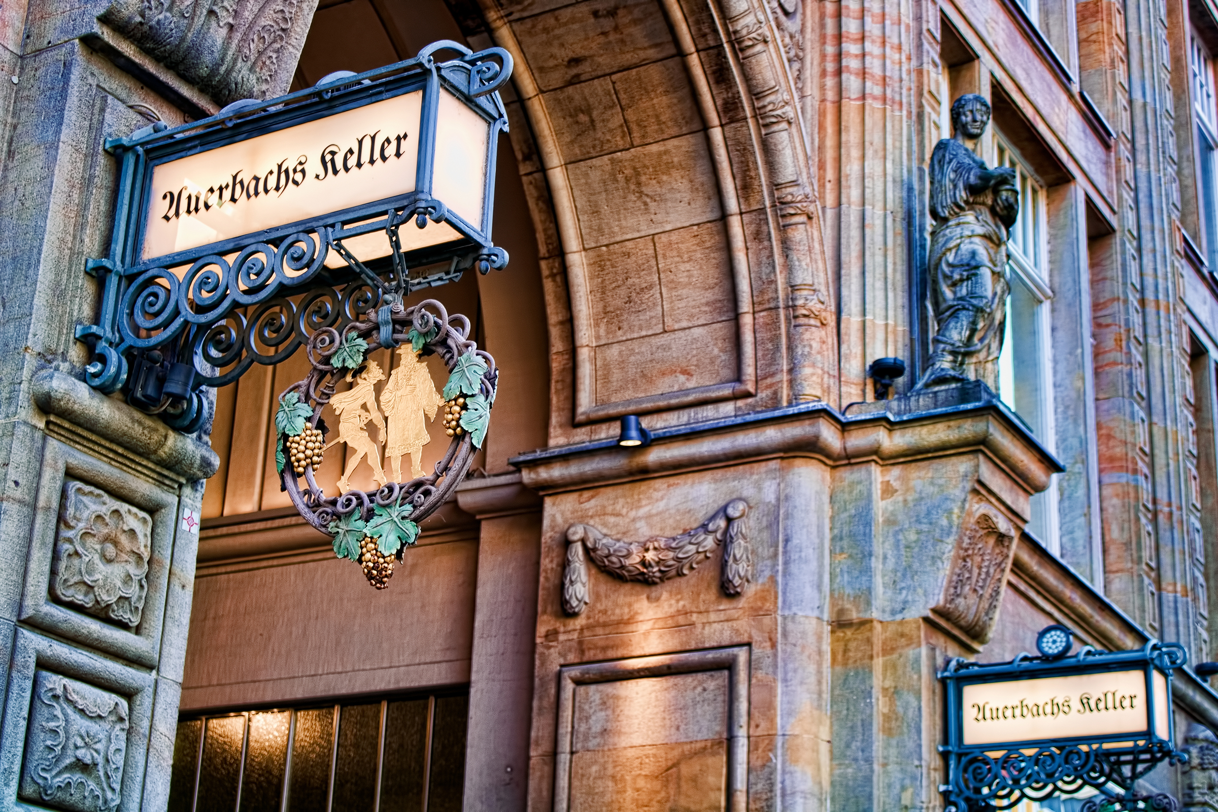 Auerbachs Keller | H-Hotels.com Auerbachs Keller | H-Hotels.com