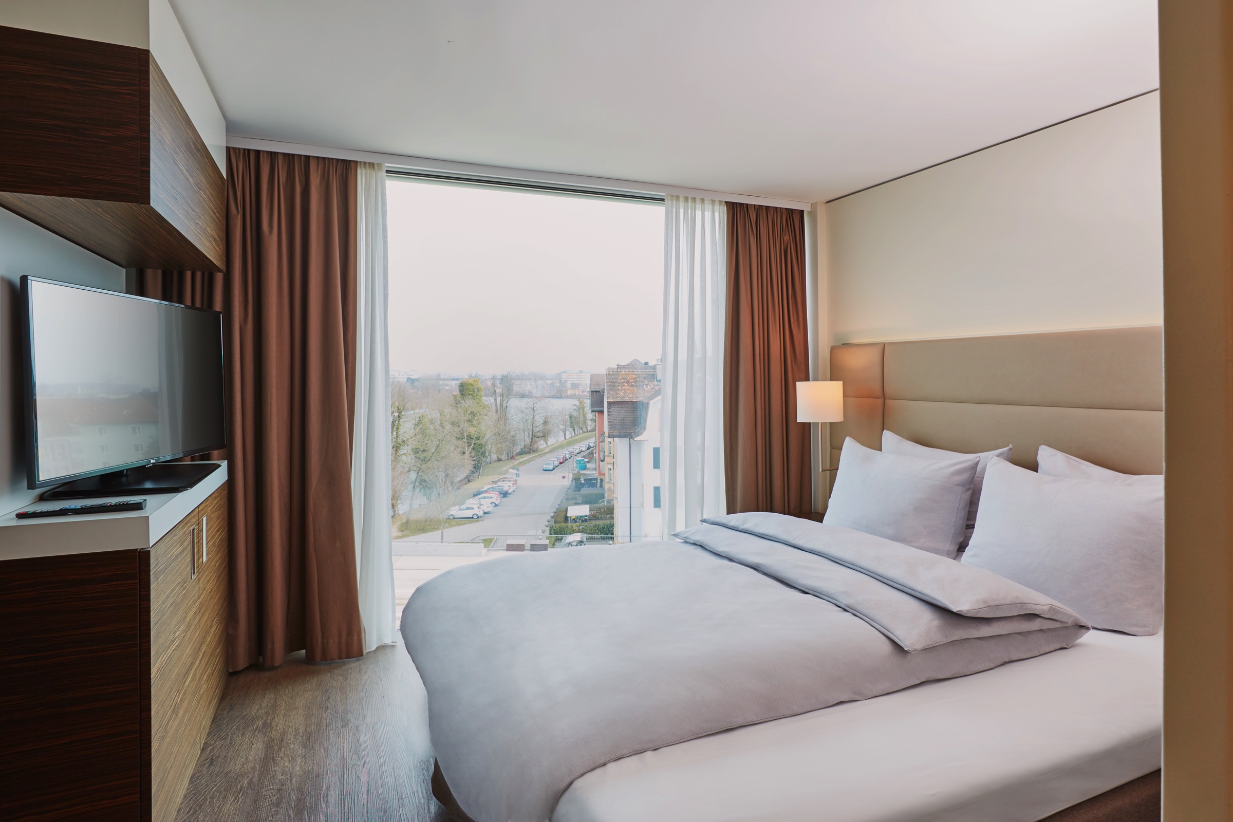 Moderne Suite im H4 Hotel Solothurn - Offizielle Webseite Moderne Suite im H4 Hotel Solothurn - Offizielle Webseite