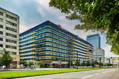 Exterior view - H4 Hotel Berlin Alexanderplatz - Official website