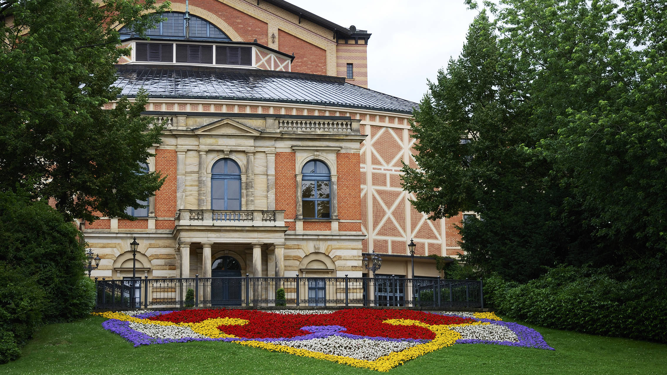Festspielhaus - H4 Hotel Residenzschloss Bayreuth - sito web ufficiale Festspielhaus - H4 Hotel Residenzschloss Bayreuth - sito web ufficiale