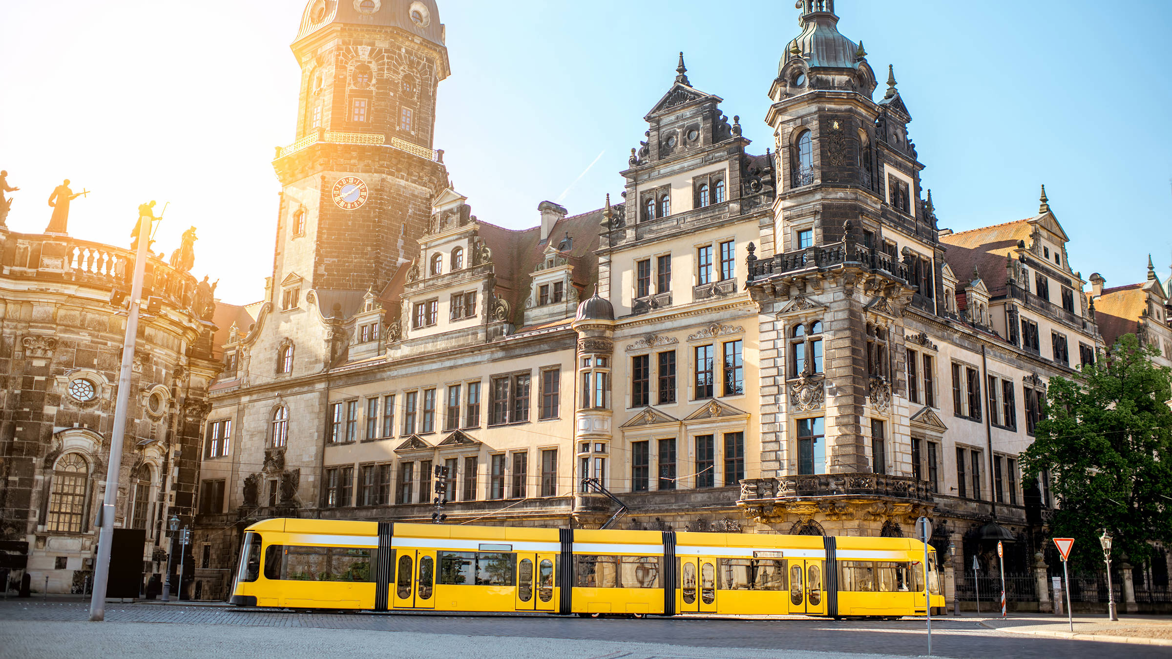 Mit den öffentlichen Verkehrsmitteln zum Musical My Fair Lady - H-Hotels.com Mit den öffentlichen Verkehrsmitteln zum Musical My Fair Lady - H-Hotels.com