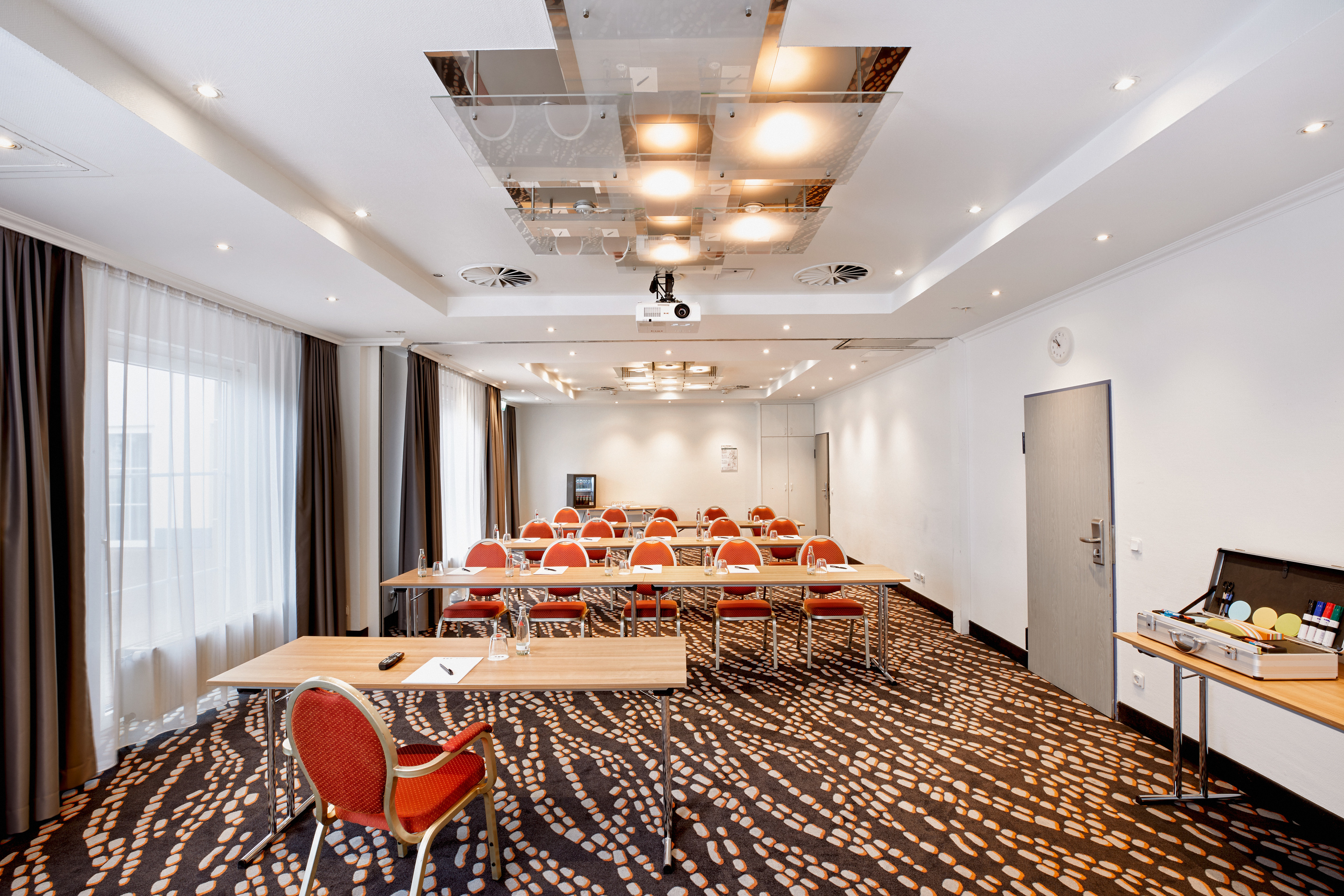 H+ Hotel Frankfurt Airport West - Tagungen mit H-Hotels.com H+ Hotel Frankfurt Airport West - Tagungen mit H-Hotels.com