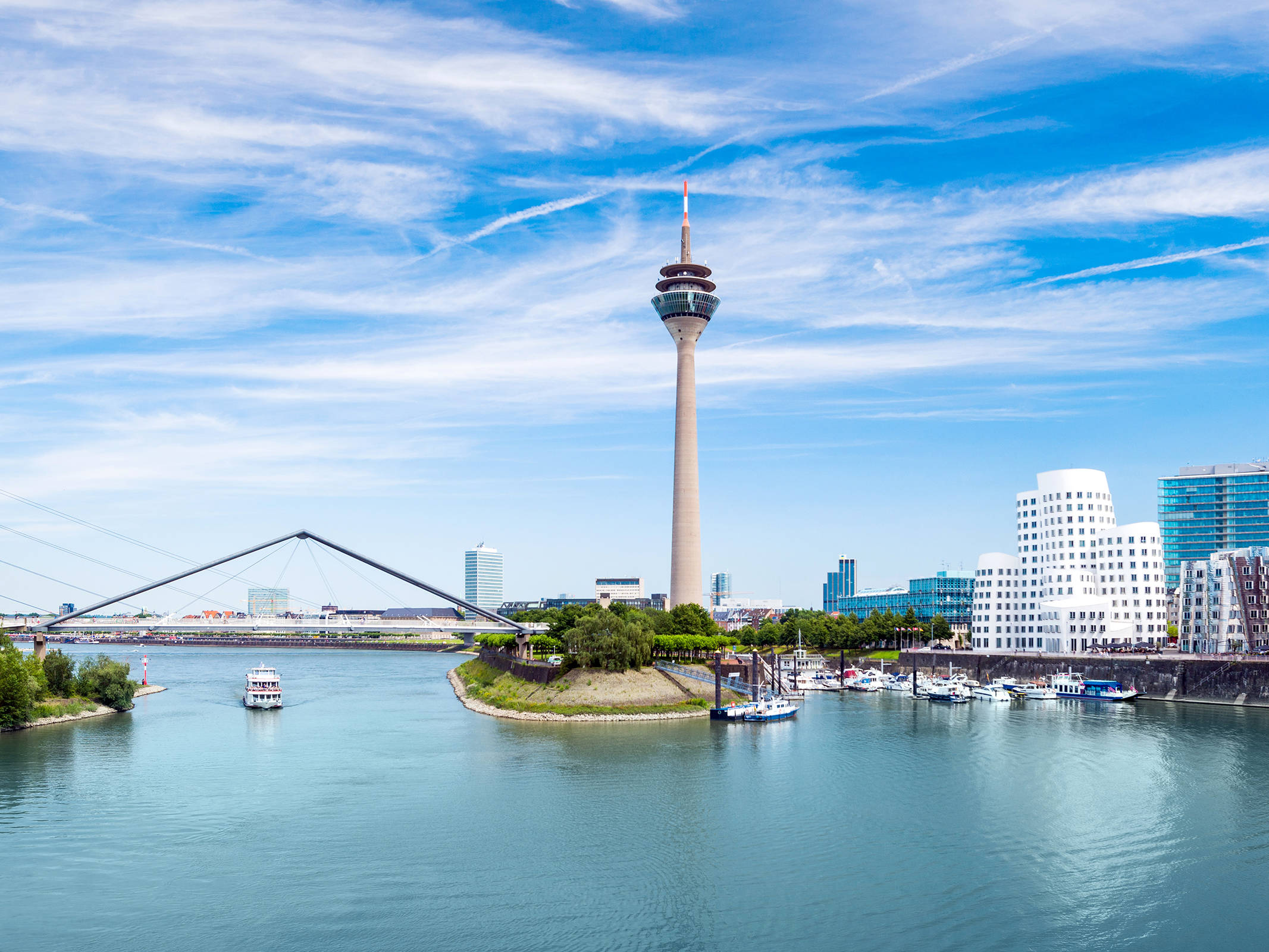Rhein in Düsseldorf | H-Hotels.com Rhein in Düsseldorf | H-Hotels.com