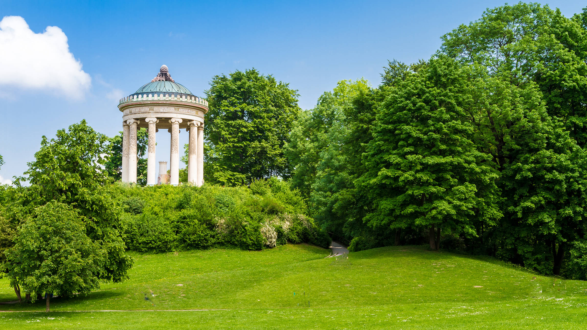 Englischer Garten in München - H-Hotels.com - Offizielle Webseite Englischer Garten in München - H-Hotels.com - Offizielle Webseite