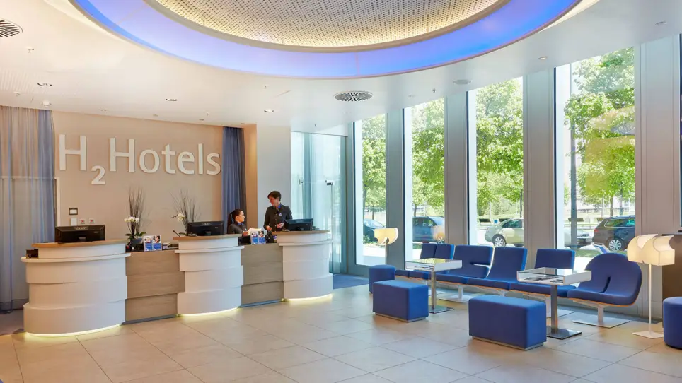 Lobby of the H2 Hotel München Messe - Official website