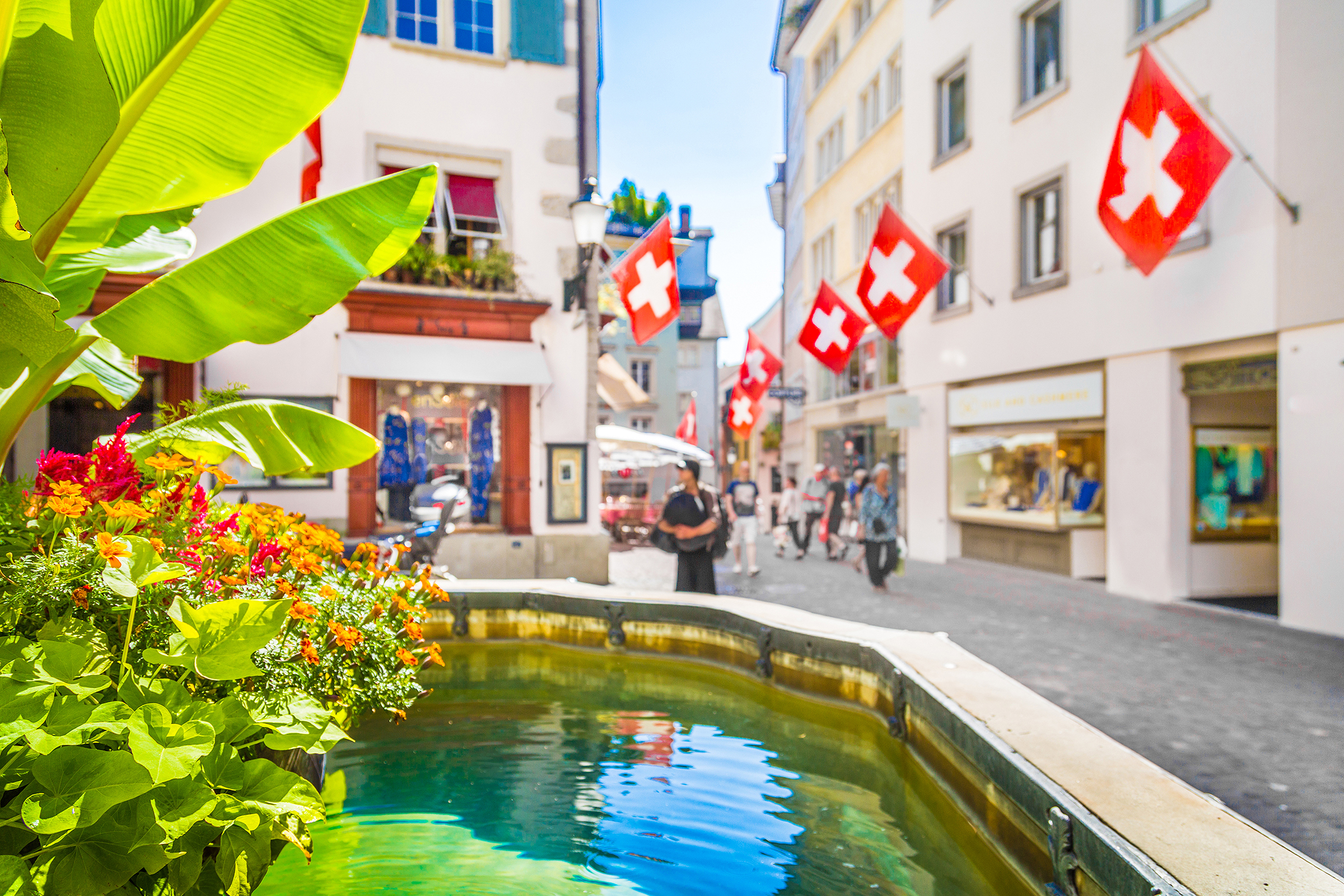 Familienurlaub mit dem Mietwagen in Zürich - H-Hotels.com - Offizielle Webseite Familienurlaub mit dem Mietwagen in Zürich - H-Hotels.com - Offizielle Webseite