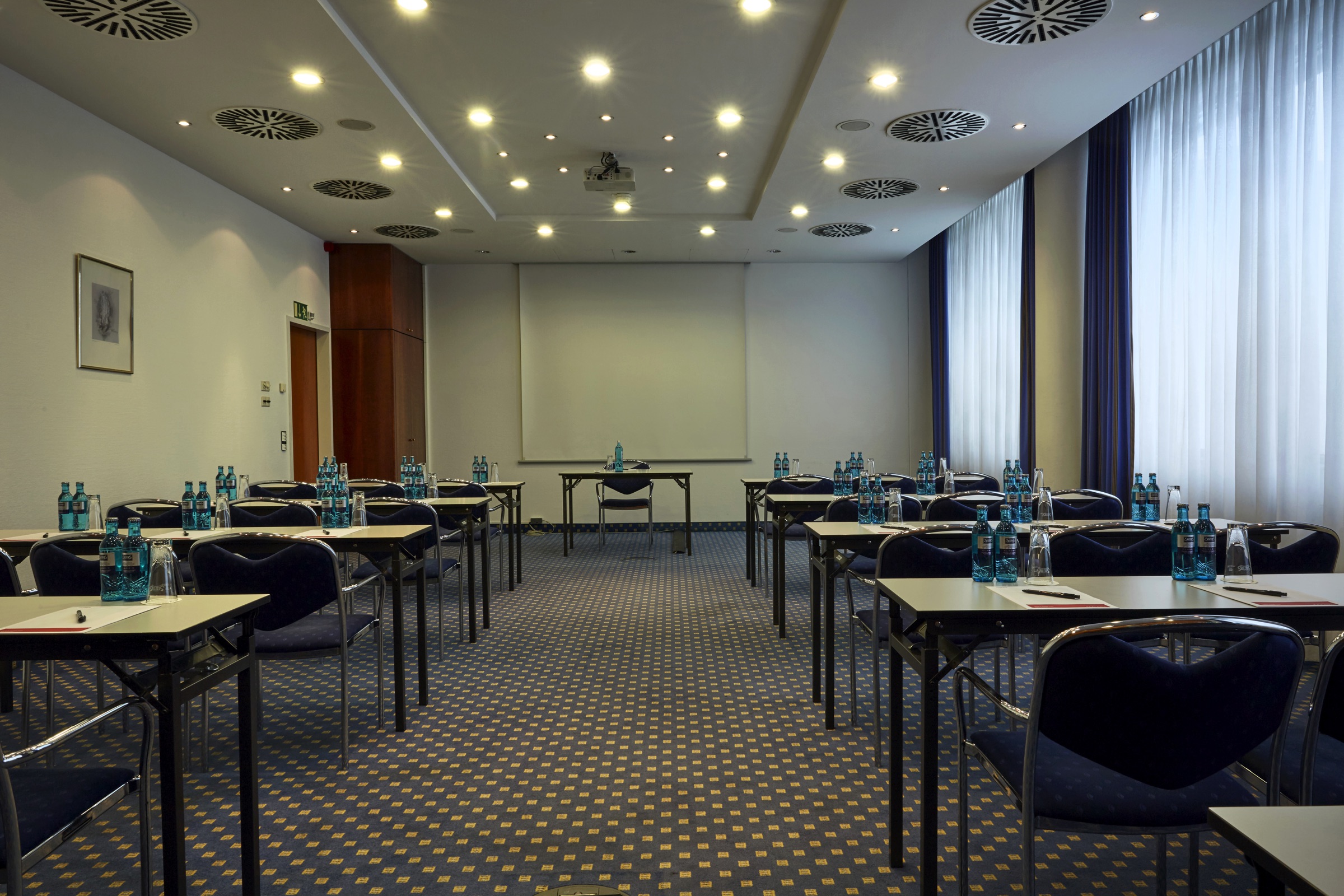 Meeting rooms at the H4 Hotel Kassel - Official website Meeting rooms at the H4 Hotel Kassel - Official website