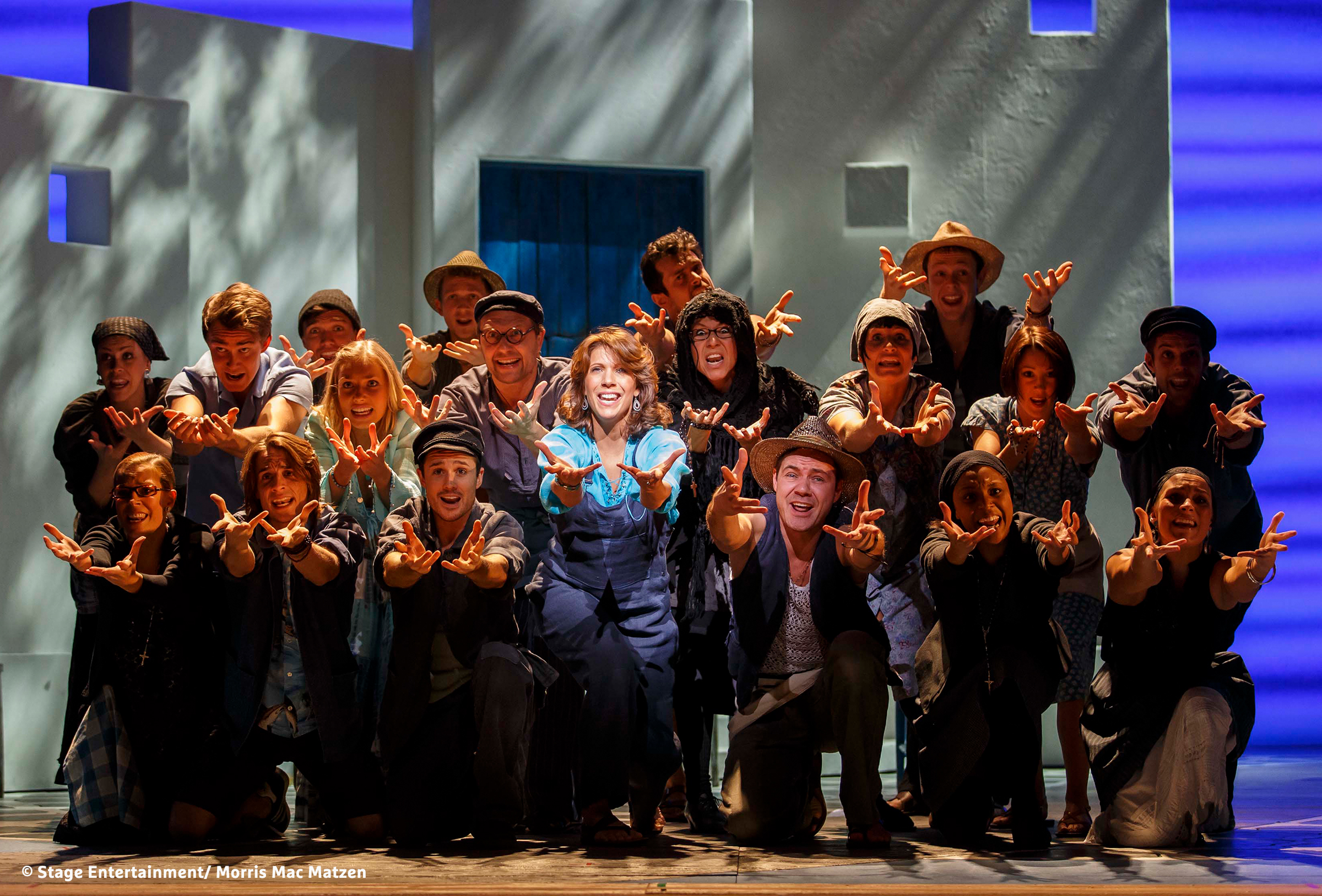 Szenenmotiv Money - Musical Mamma Mia - H-Hotels.com Szenenmotiv Money - Musical Mamma Mia - H-Hotels.com