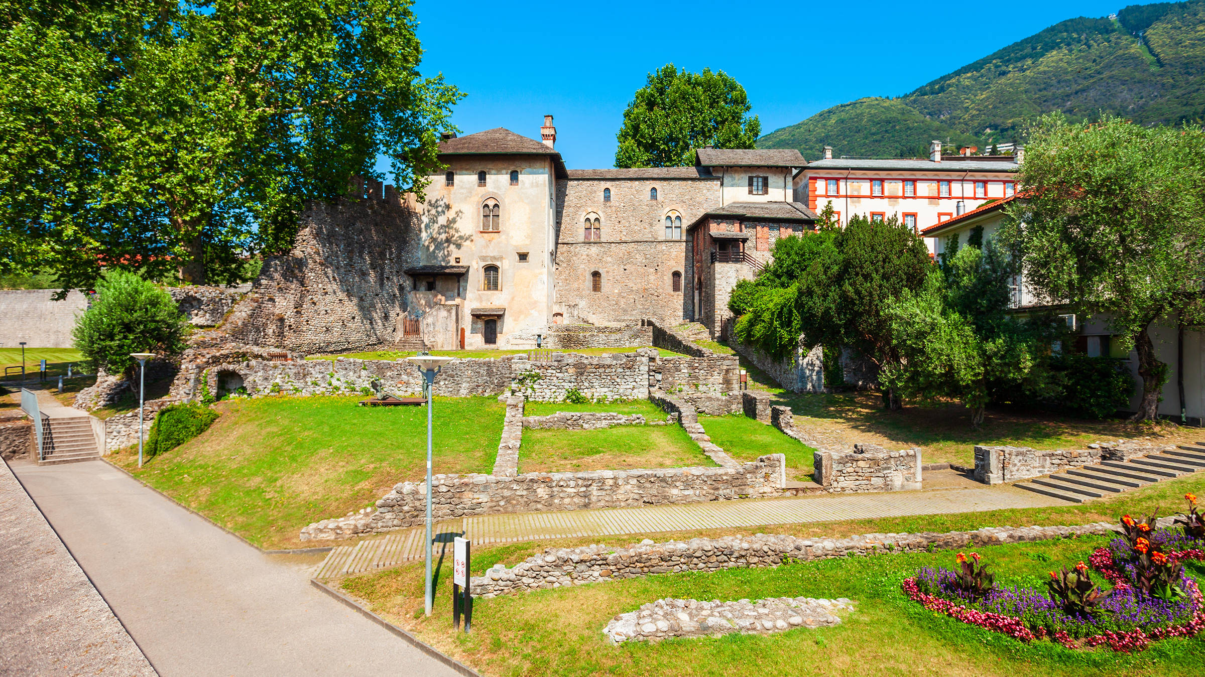 Castello Visconteo | H-Hotels.com Castello Visconteo | H-Hotels.com