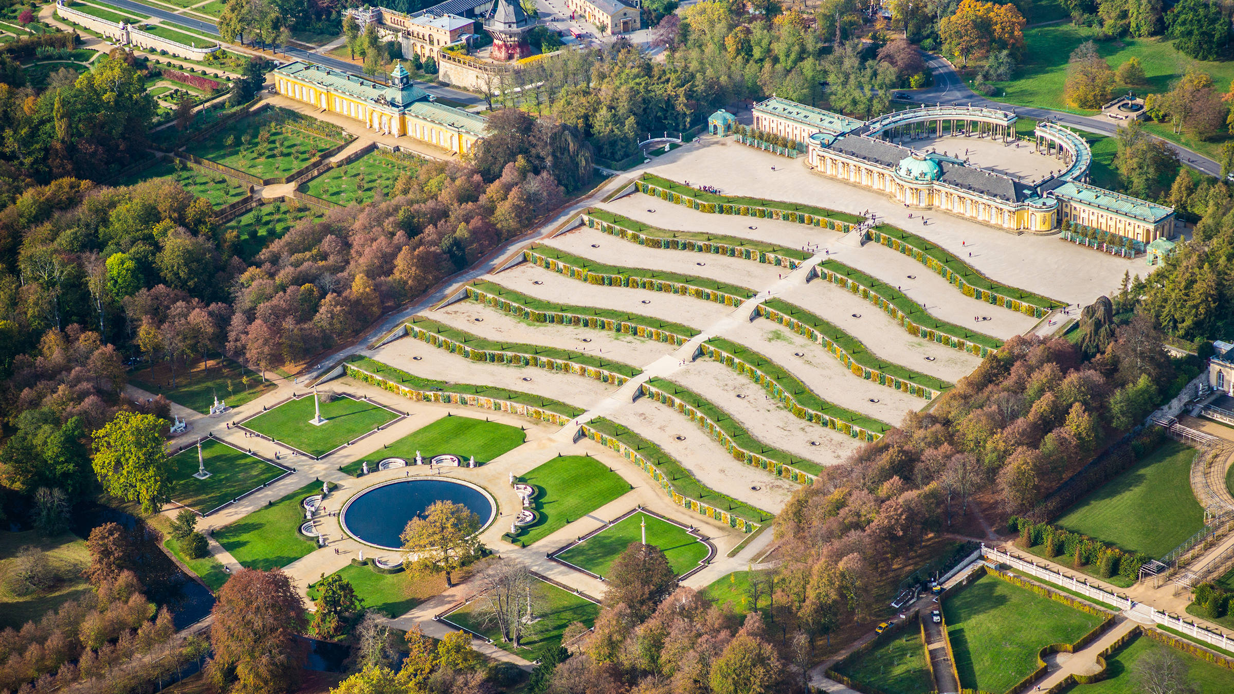 Sanssouci Palace - H4 Hotel Berlin Alexanderplatz - Official website Sanssouci Palace - H4 Hotel Berlin Alexanderplatz - Official website