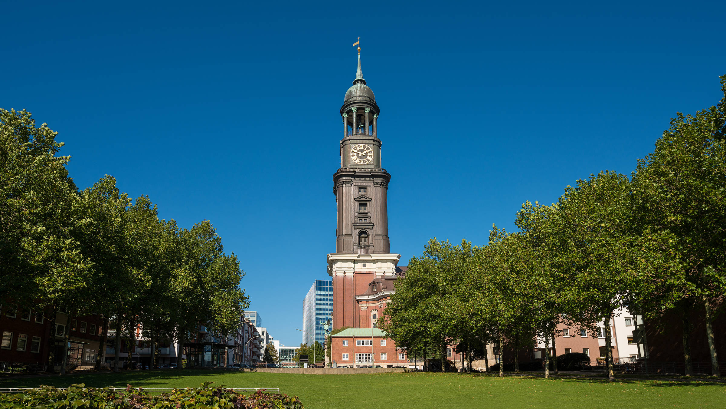 St. Michaelis in Hamburg | H-Hotels.com St. Michaelis in Hamburg | H-Hotels.com