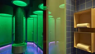 Colorshowers at the sauna at the H+ Hotel & SPA Friedrichroda - Official website