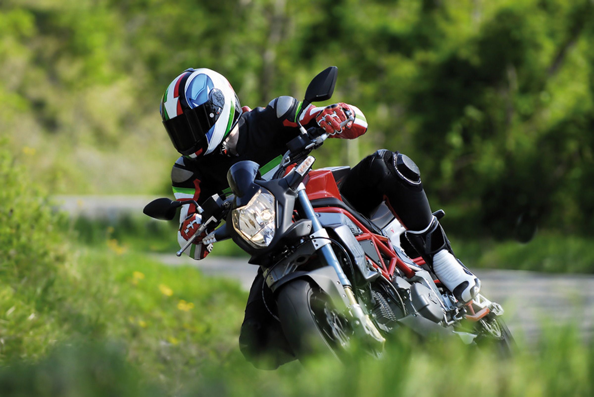 Motorradfahren in Deutschland, Österreich und in der Schweiz - H-Hotels.com - Offizielle Webseite Motorradfahren in Deutschland, Österreich und in der Schweiz - H-Hotels.com - Offizielle Webseite