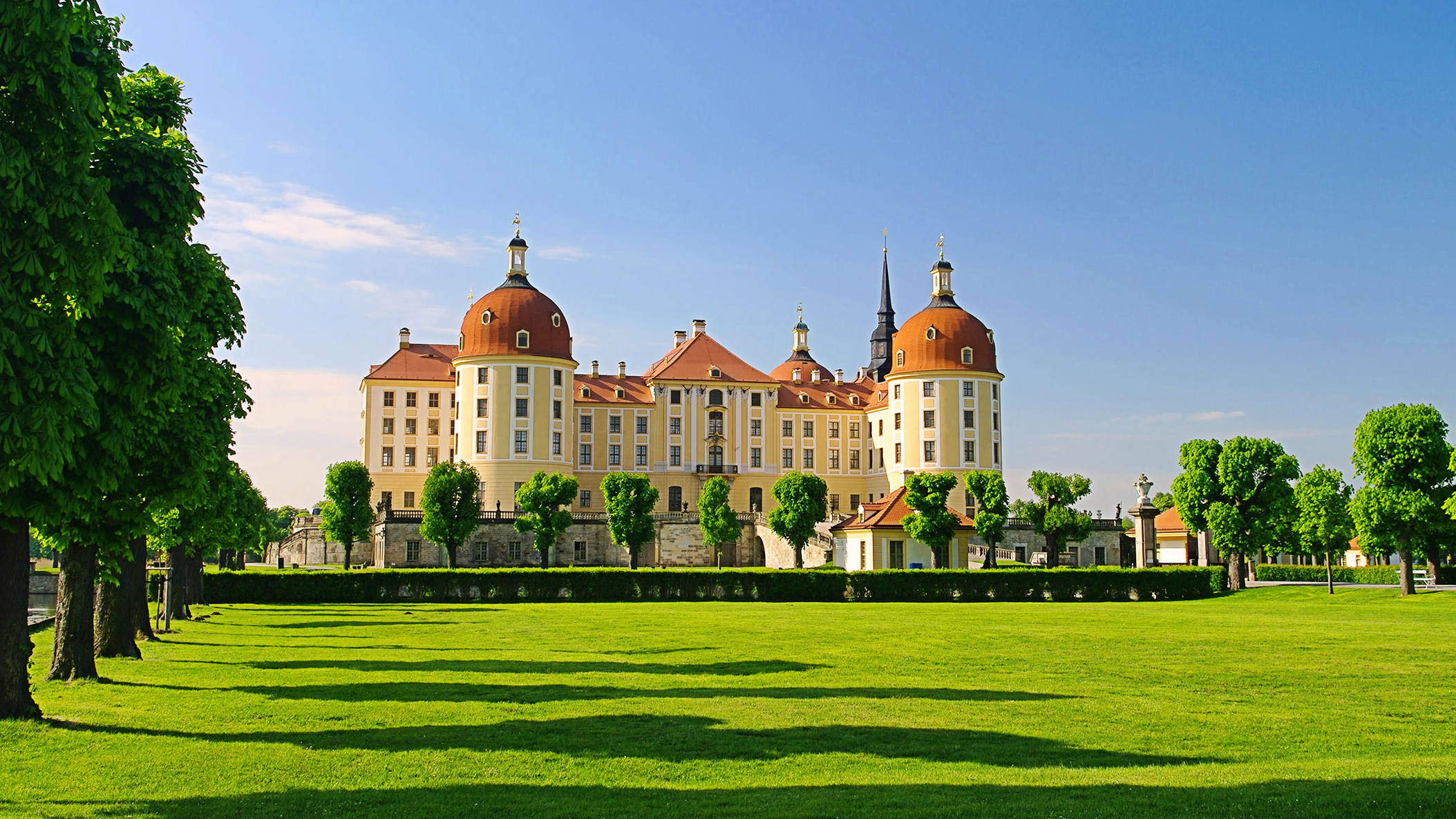 Schloss Moritzburg - Städtereise nach Dresden mit H-Hotels.com - Offizielle Webseite Schloss Moritzburg - Städtereise nach Dresden mit H-Hotels.com - Offizielle Webseite