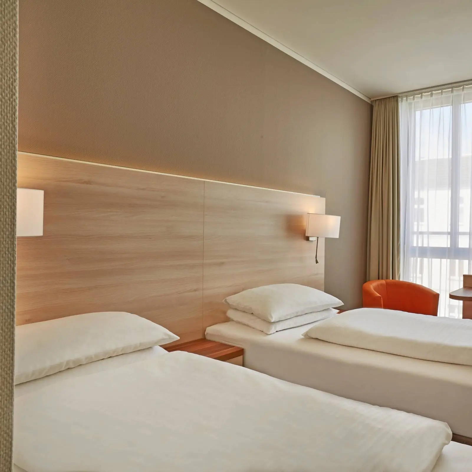 Hotelzimmer im H+ Hotel Berlin Mitte - Offizielle Webseite