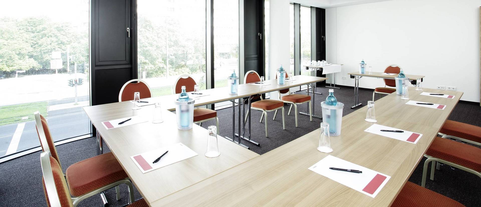 Meeting room at the H4 Hotel Berlin Alexanderplatz - Official website