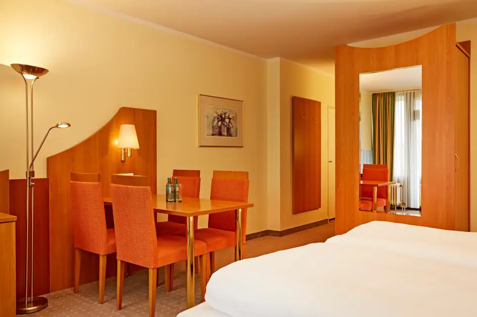 Spacious Business room montain view "Osterkopf" - H+ Hotel Willingen - Official website
