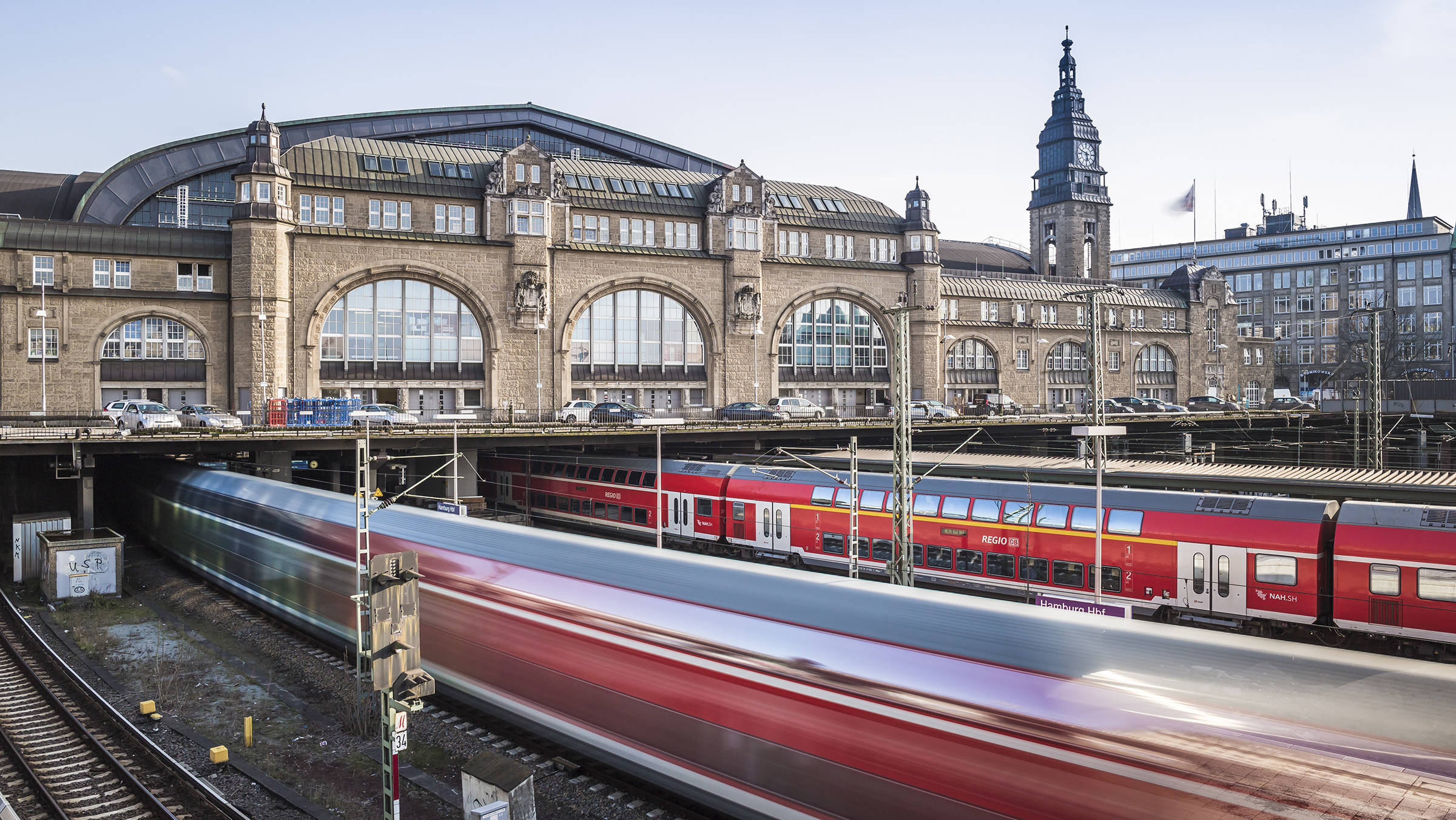 Mit der Bahn zum Musical Tina - H-Hotels.com Mit der Bahn zum Musical Tina - H-Hotels.com