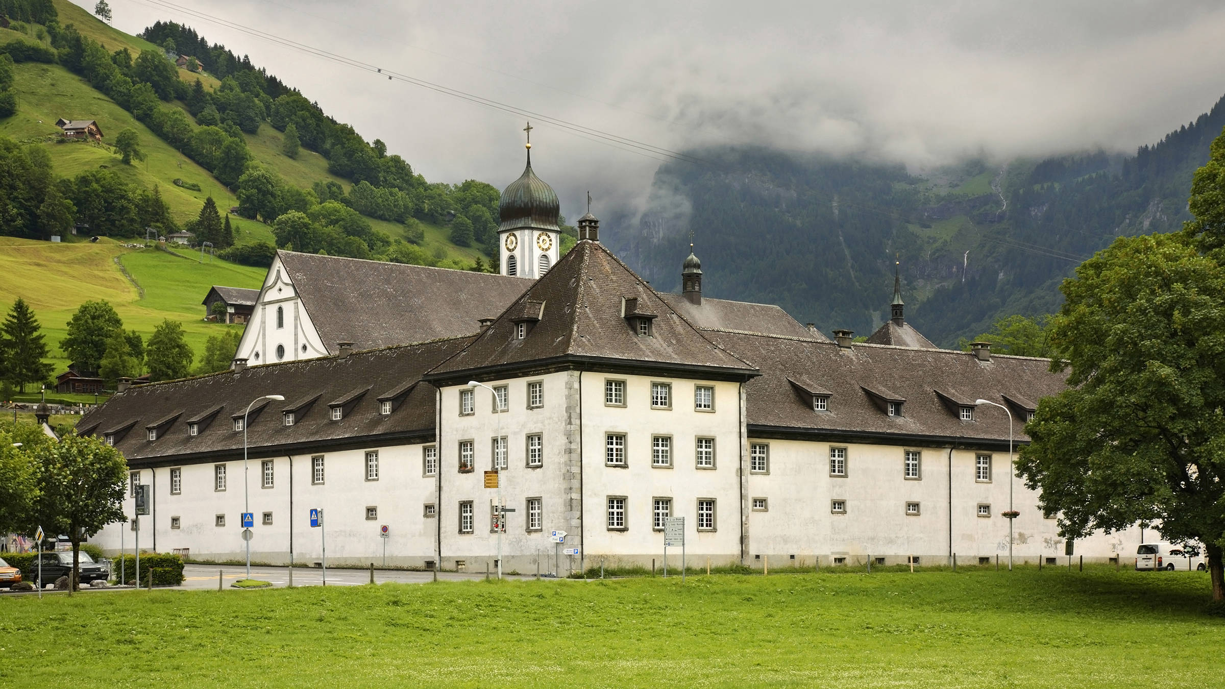 Kloster von Engelberg | H-Hotels.com