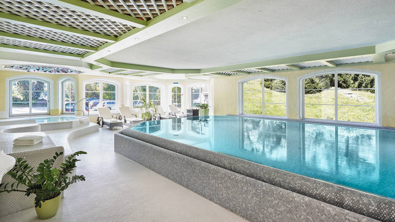 Pool Königshof Hotel Resort Oberstaufen