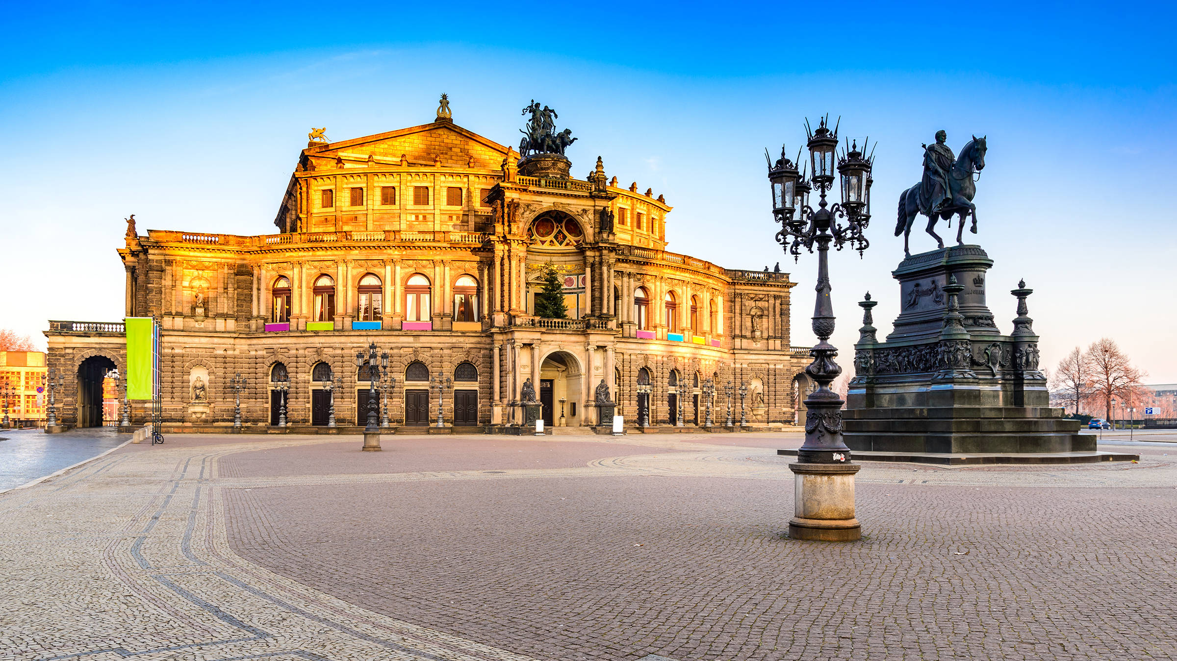 Semperoper in Dresden - H4 Hotel Leipzig - Official website