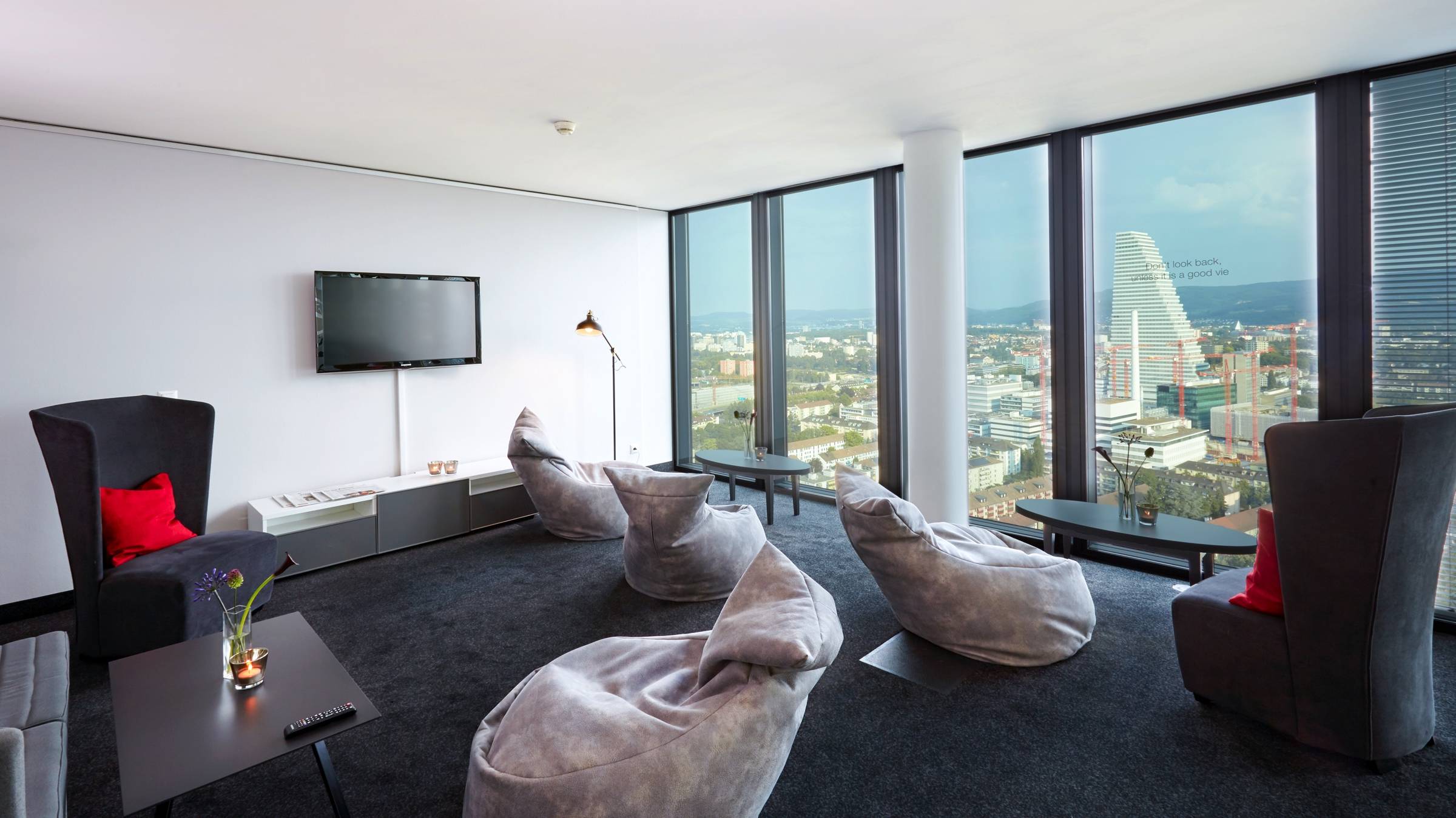 Executive Lounge vom Hyperion Hotel Basel - Offizielle Webseite Executive Lounge vom Hyperion Hotel Basel - Offizielle Webseite