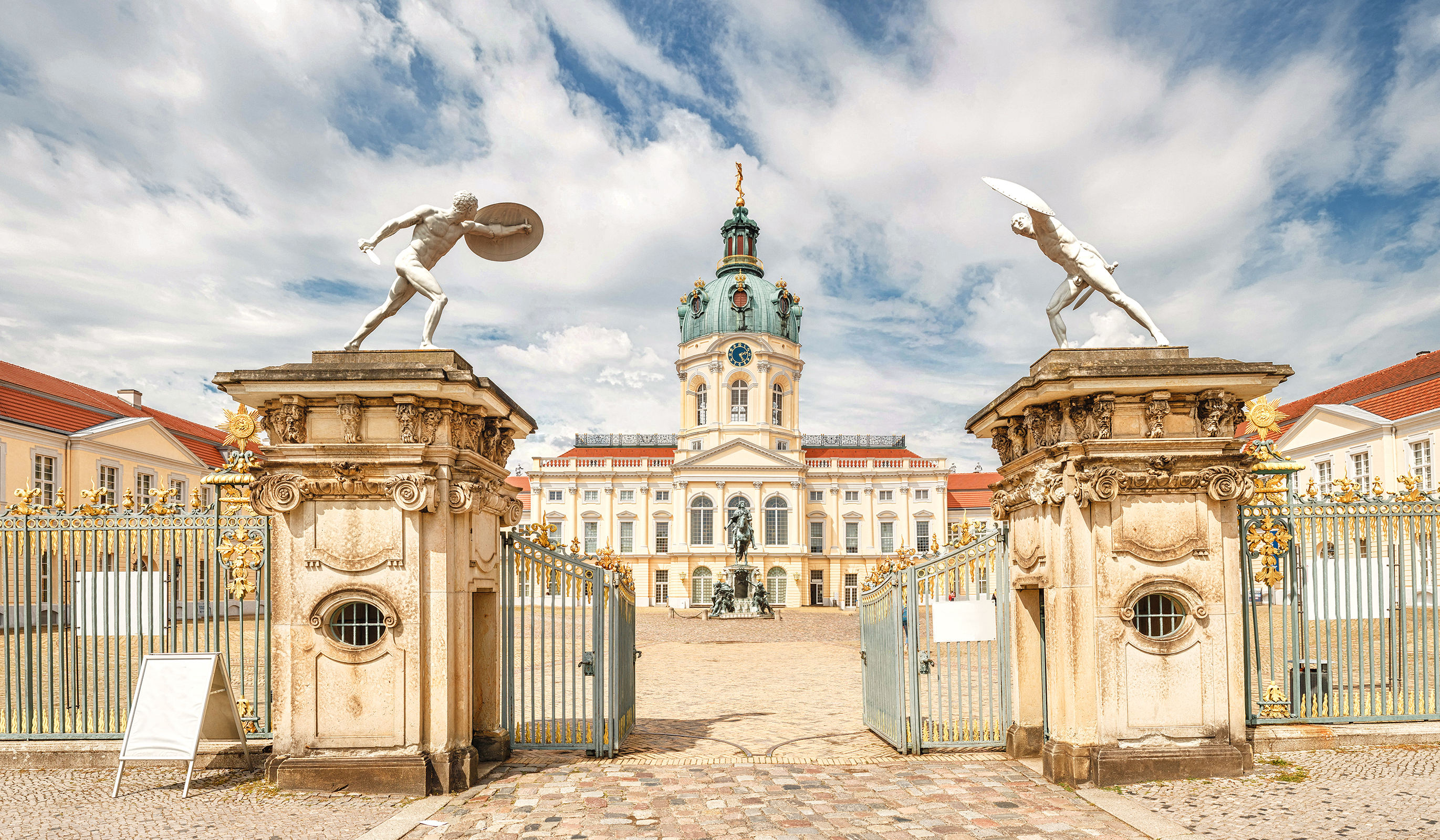 Schloss Charlottenburg - Städtereise nach Berlin mit H-Hotels.com - Offizielle Webseite Schloss Charlottenburg - Städtereise nach Berlin mit H-Hotels.com - Offizielle Webseite