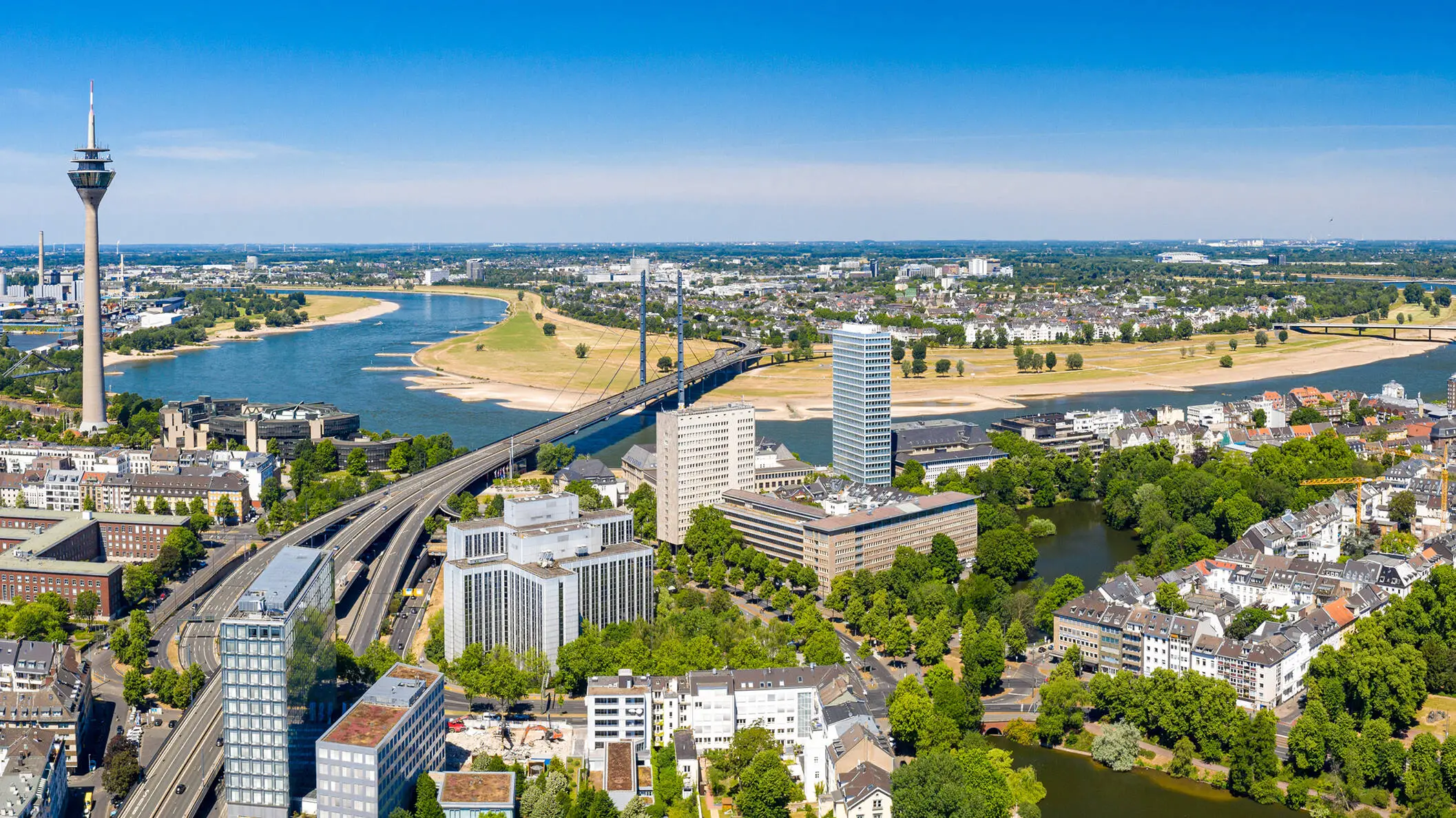 Skyline di Düsseldorf.