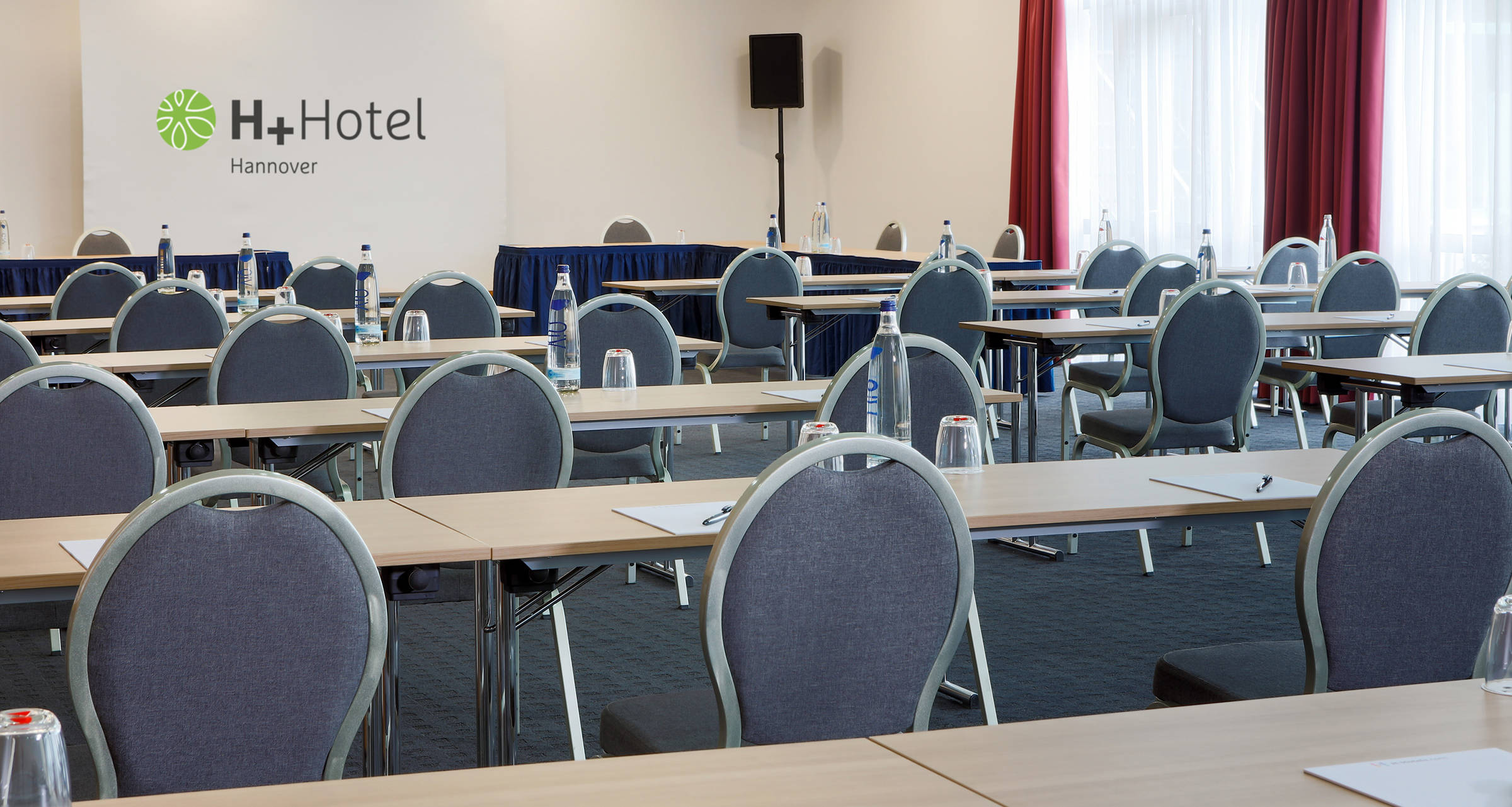 Large conference room at the H+ Hotel Hannover - Official website Large conference room at the H+ Hotel Hannover - Official website