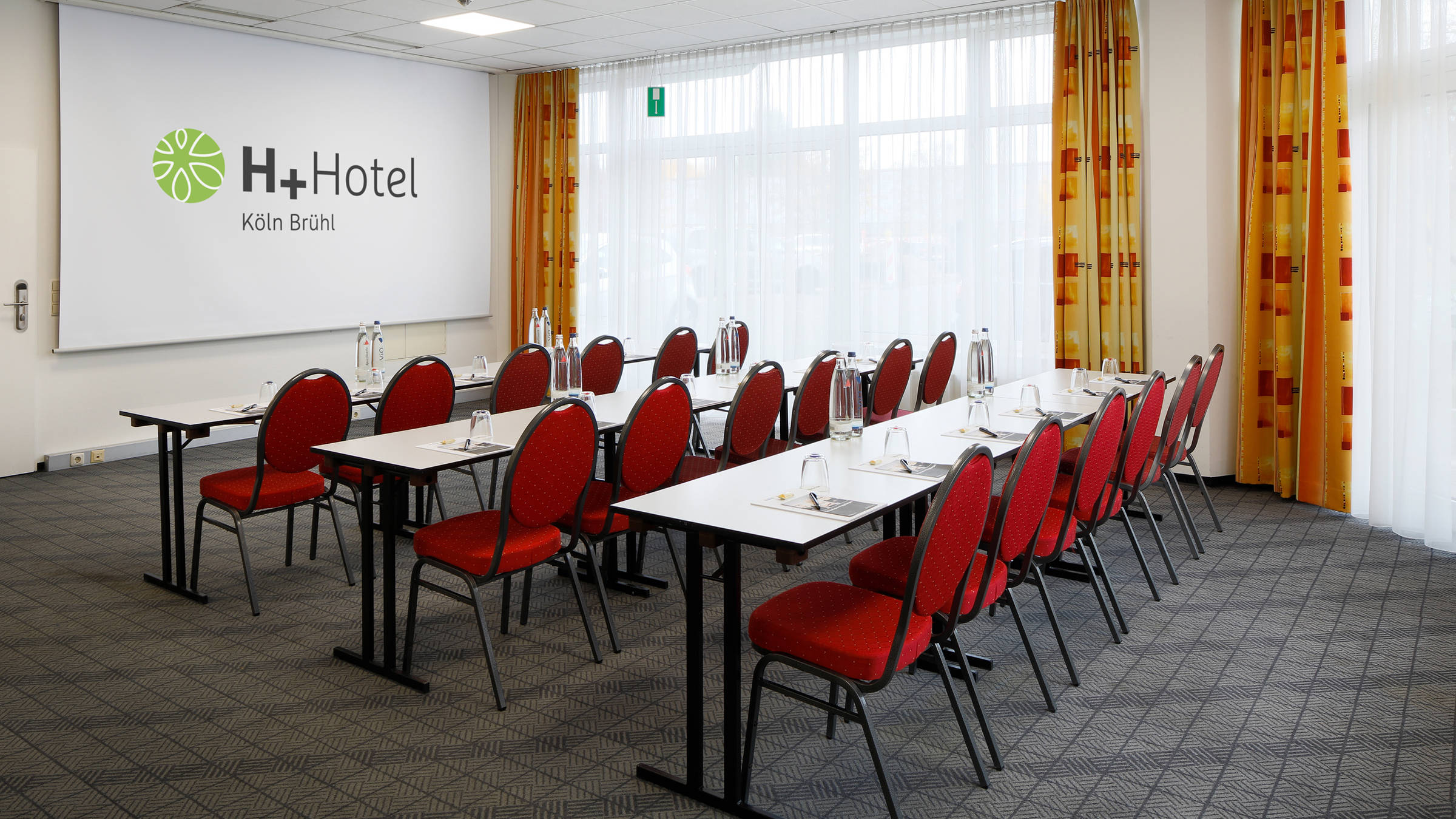 Meeting room at the H+ Hotel Köln Brühl - Official website Meeting room at the H+ Hotel Köln Brühl - Official website