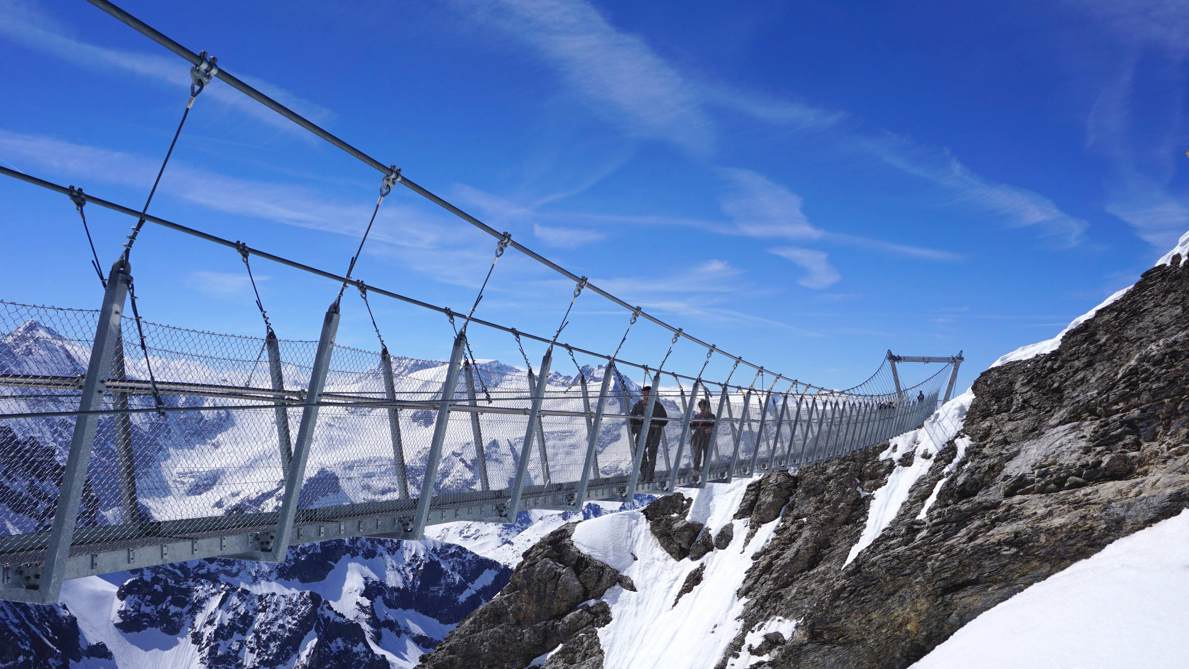 Titlis Cliff Walk - H+ Hotel & Spa Engelberg - Officiële website Titlis Cliff Walk - H+ Hotel & Spa Engelberg - Officiële website