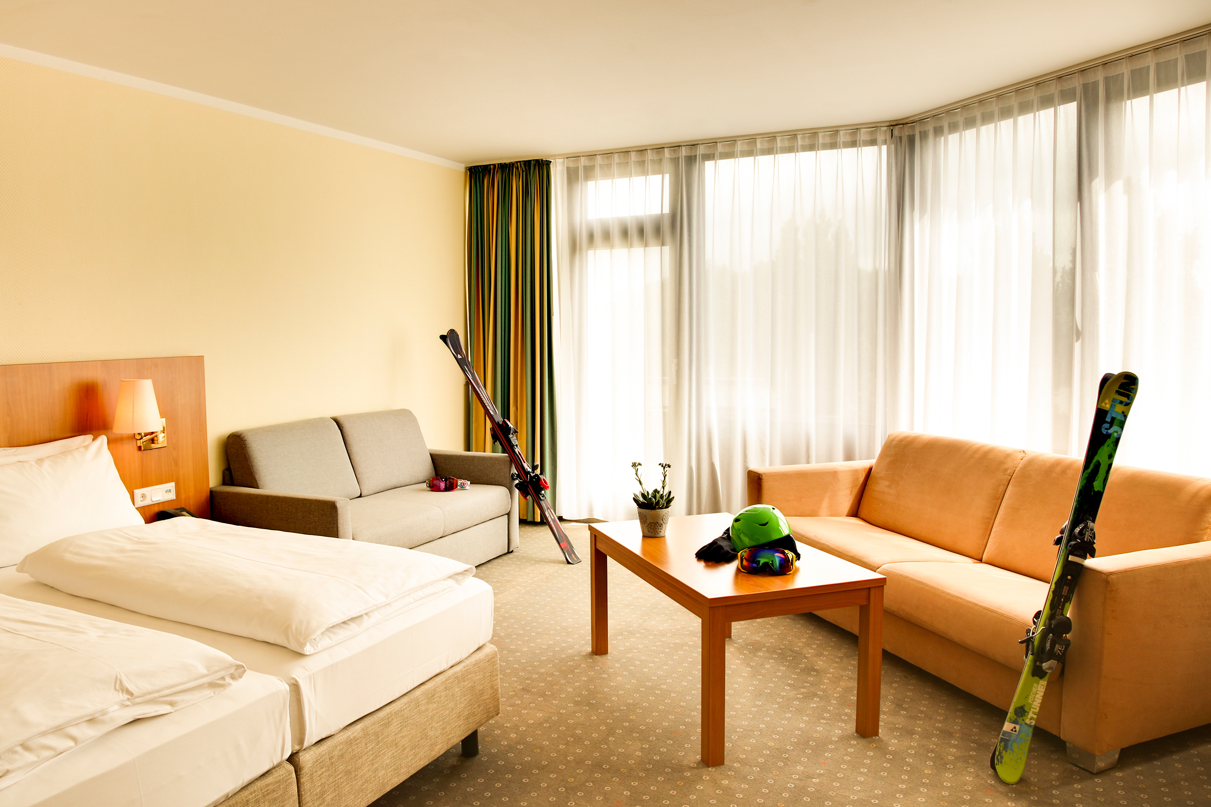 Skiurlaub im H+ Hotel Willingen - Offizielle Webseite Skiurlaub im H+ Hotel Willingen - Offizielle Webseite
