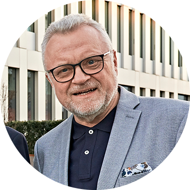 Jürgen Schmieder - FRIEDRICHS Schnitzel-Bar - H-Hotels.com Jürgen Schmieder - FRIEDRICHS Schnitzel-Bar - H-Hotels.com