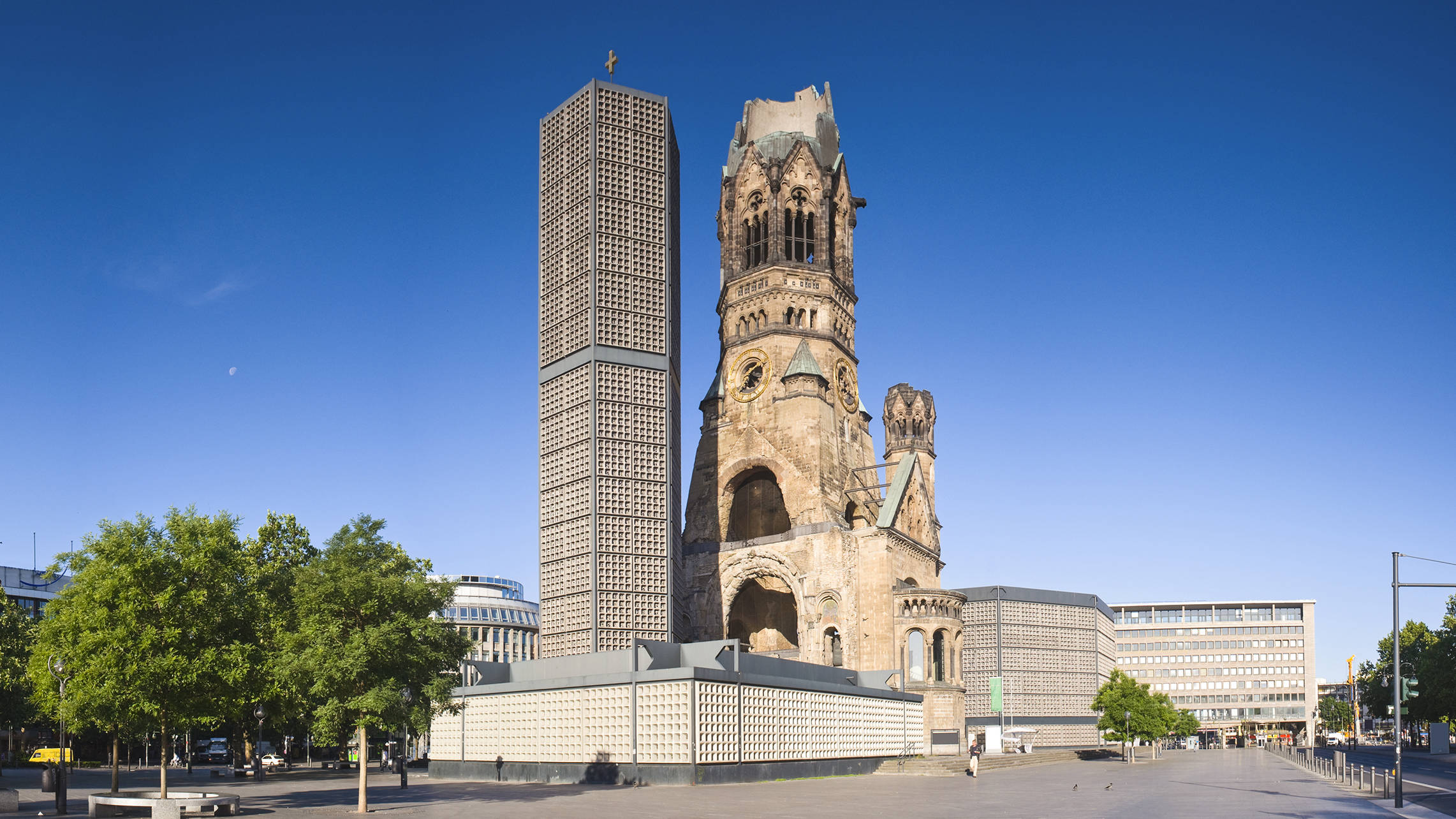 Iglesia Memorial Kaiser Wilhelm - H2 Hotel Berlin Alexanderplatz - sitio web oficial