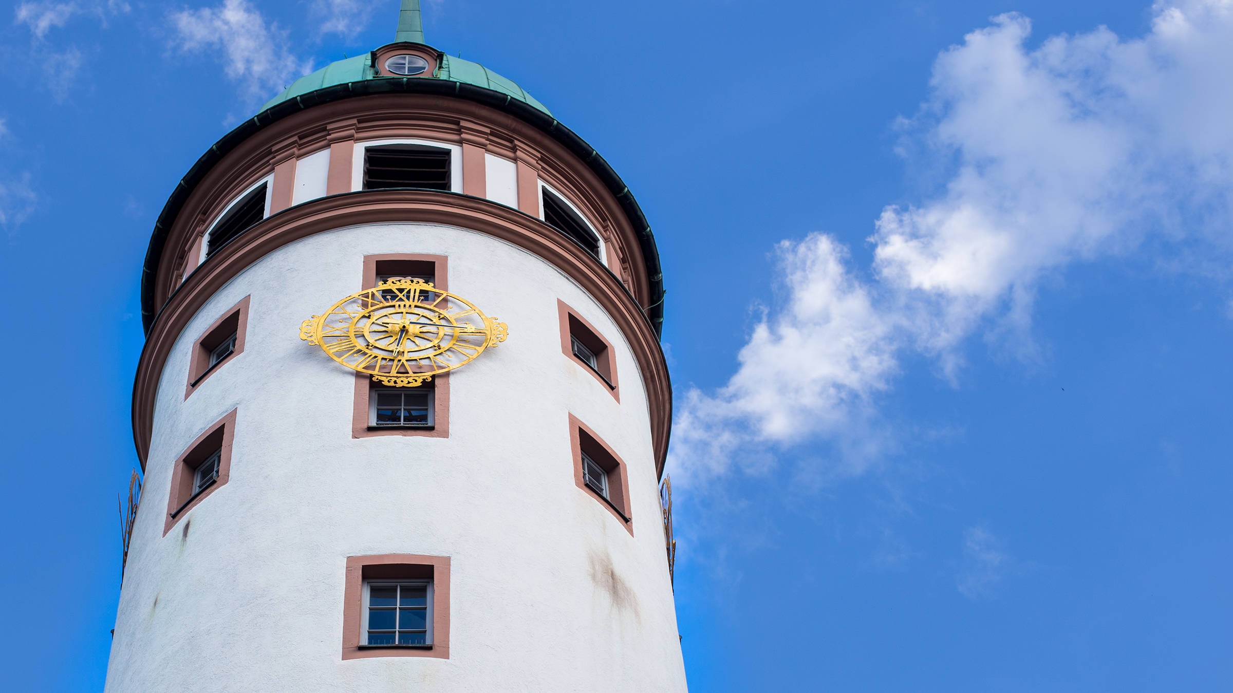 Weiße Turm - H+ Hotel Darmstadt - site internet officiel Weiße Turm - H+ Hotel Darmstadt - site internet officiel