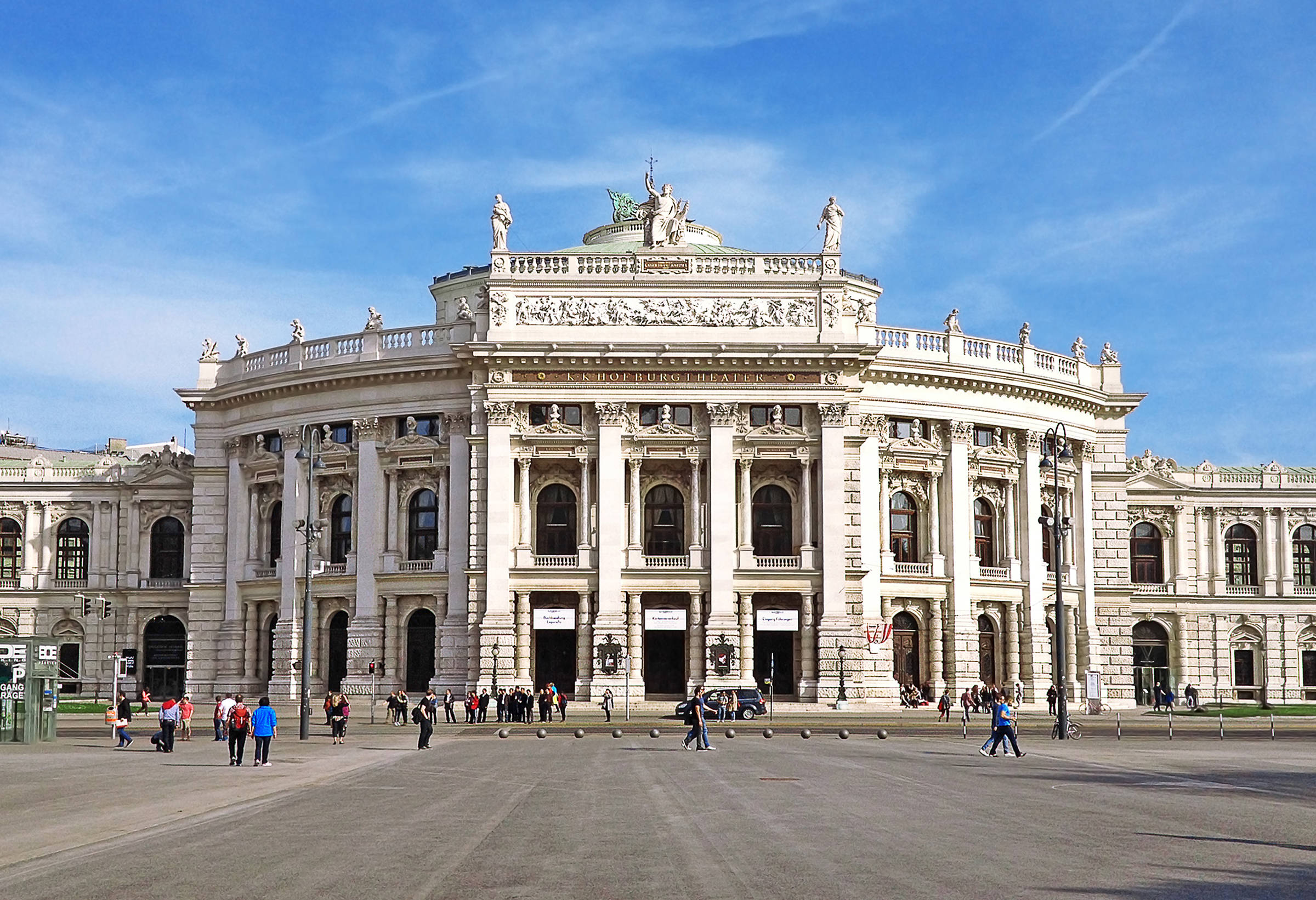 Burgtheater in Wien - H-Hotels.com Burgtheater in Wien - H-Hotels.com
