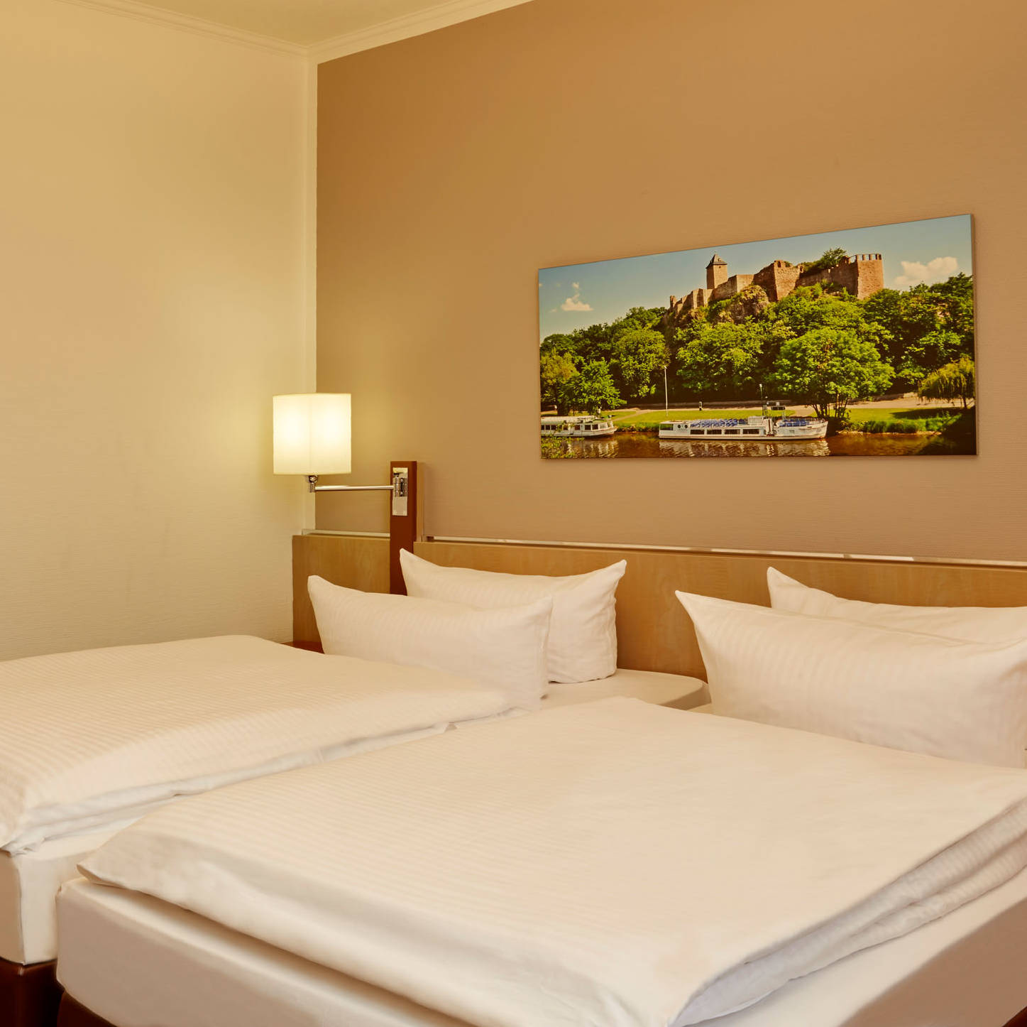 Zimmer im H+ Hotel Leipzig-Halle - Offizielle Webseite